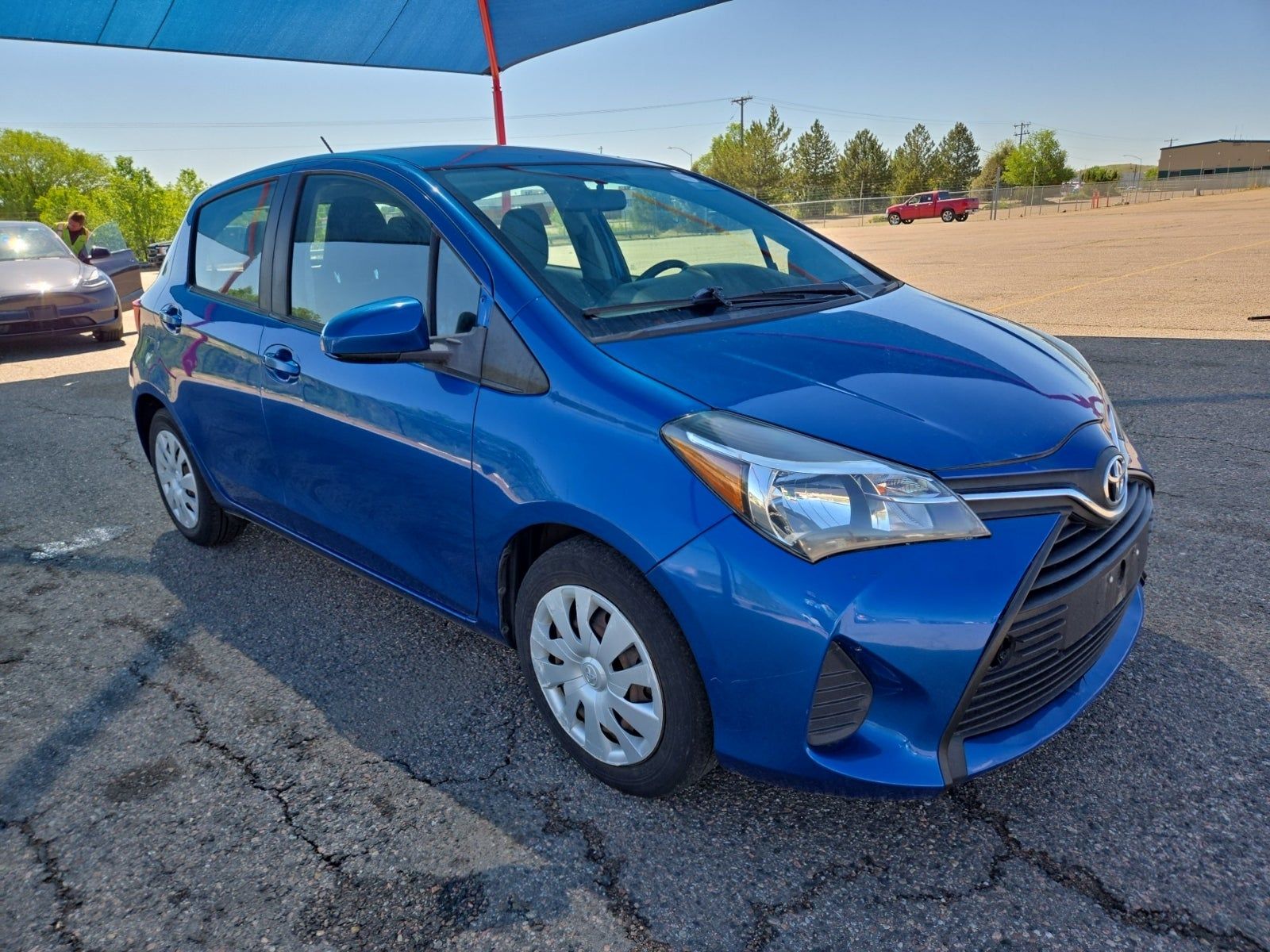 2015 Toyota Yaris L FWD