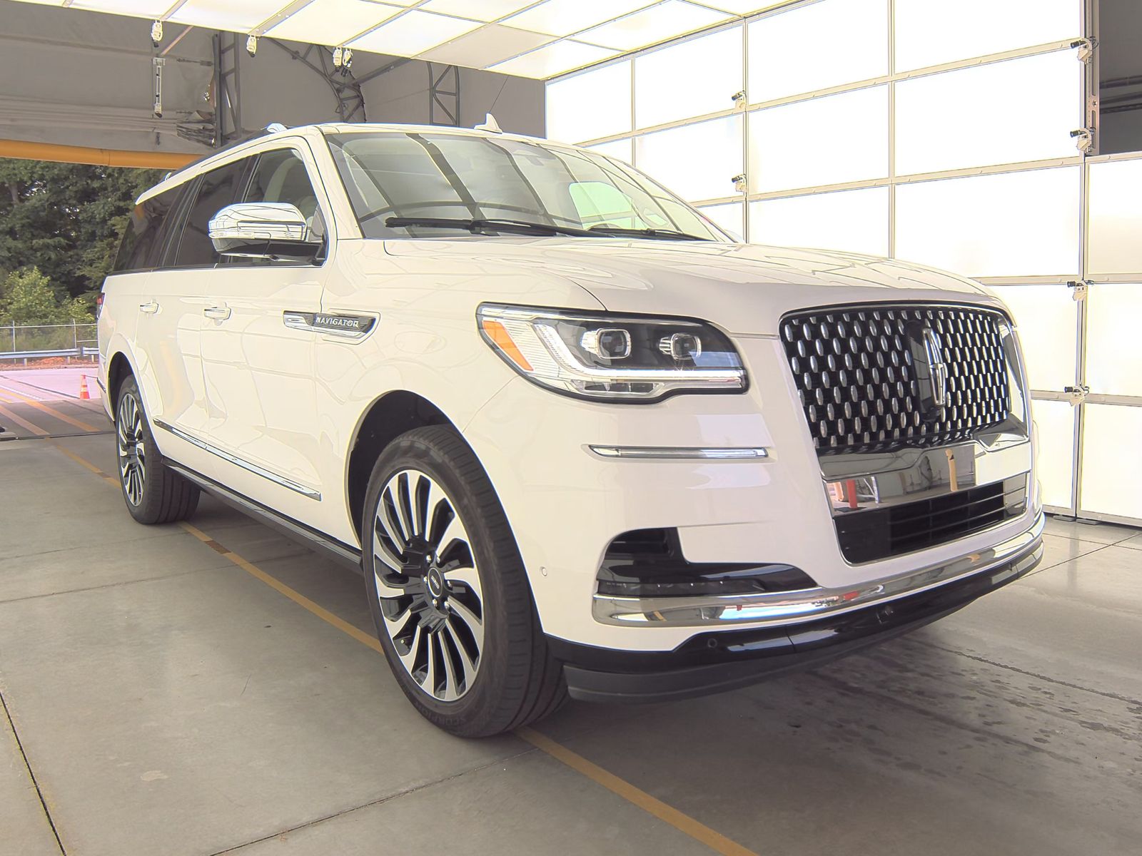2022 Lincoln Navigator L Black Label AWD