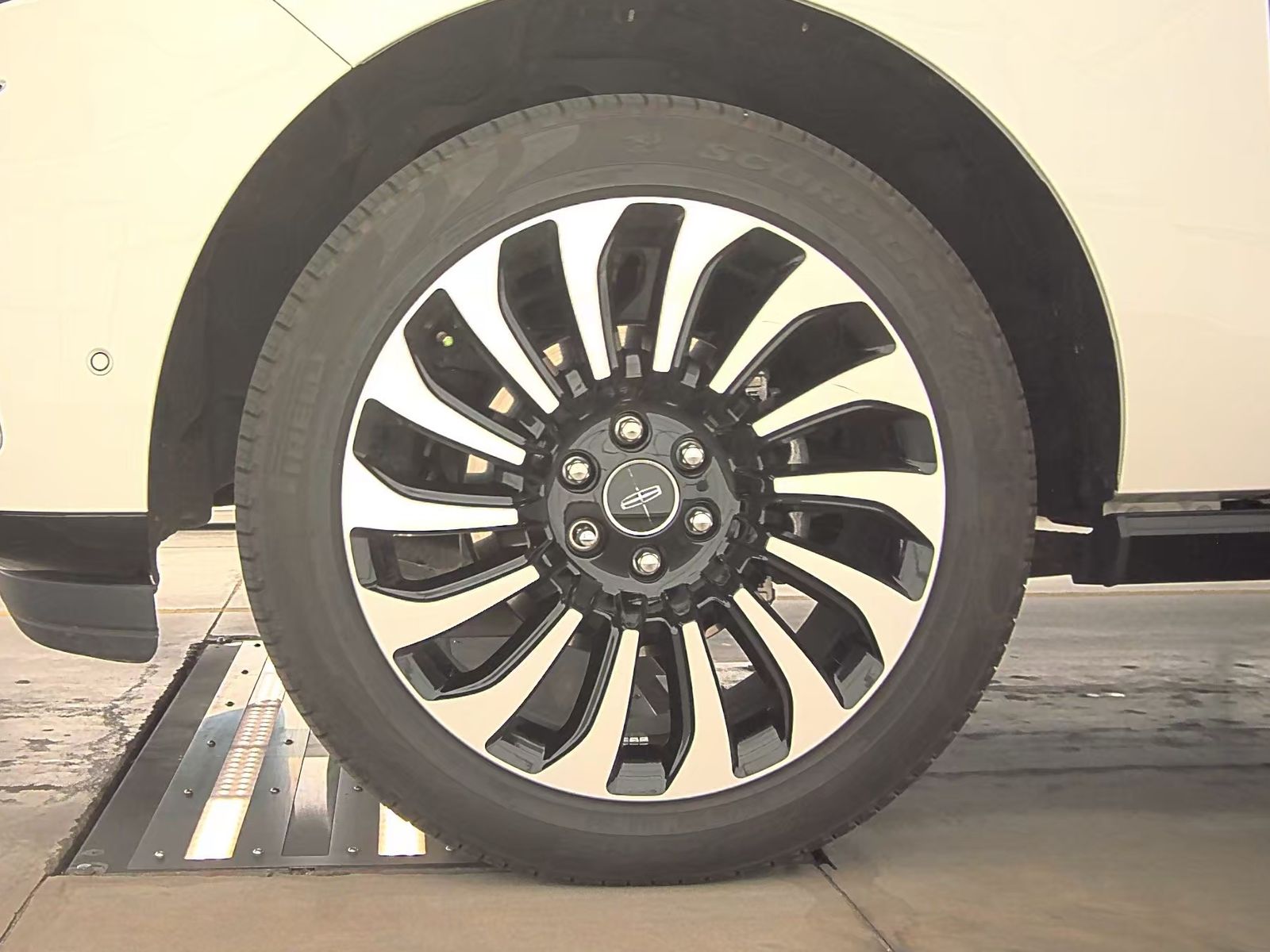2022 Lincoln Navigator L Black Label AWD