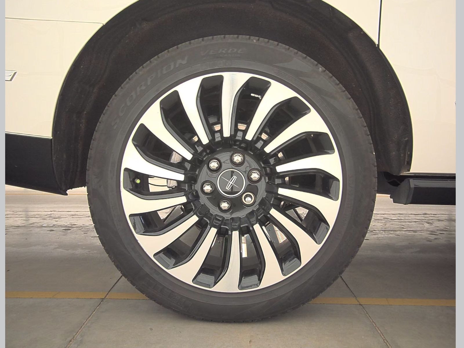 2022 Lincoln Navigator L Black Label AWD