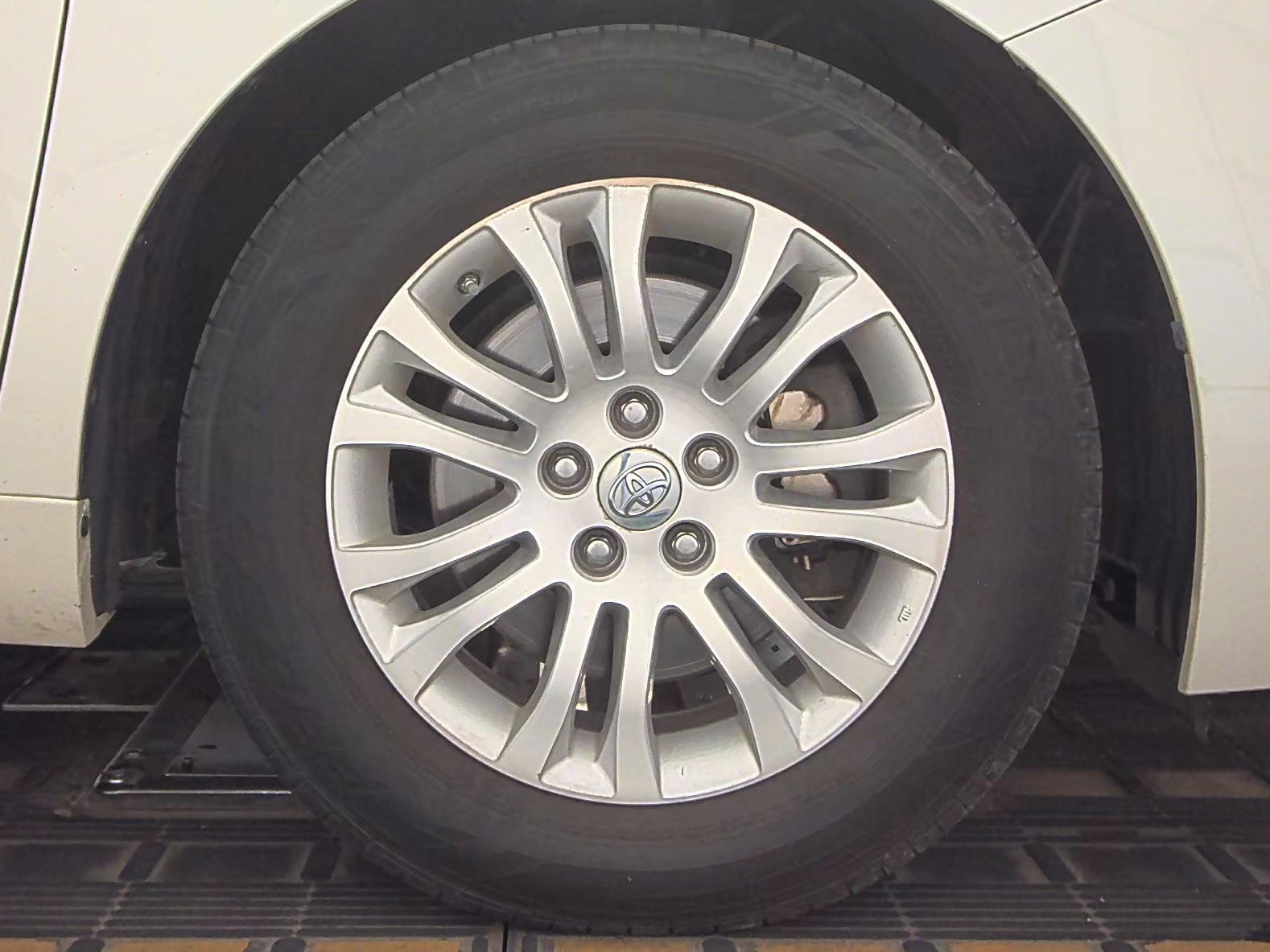 2017 Toyota Sienna XLE FWD