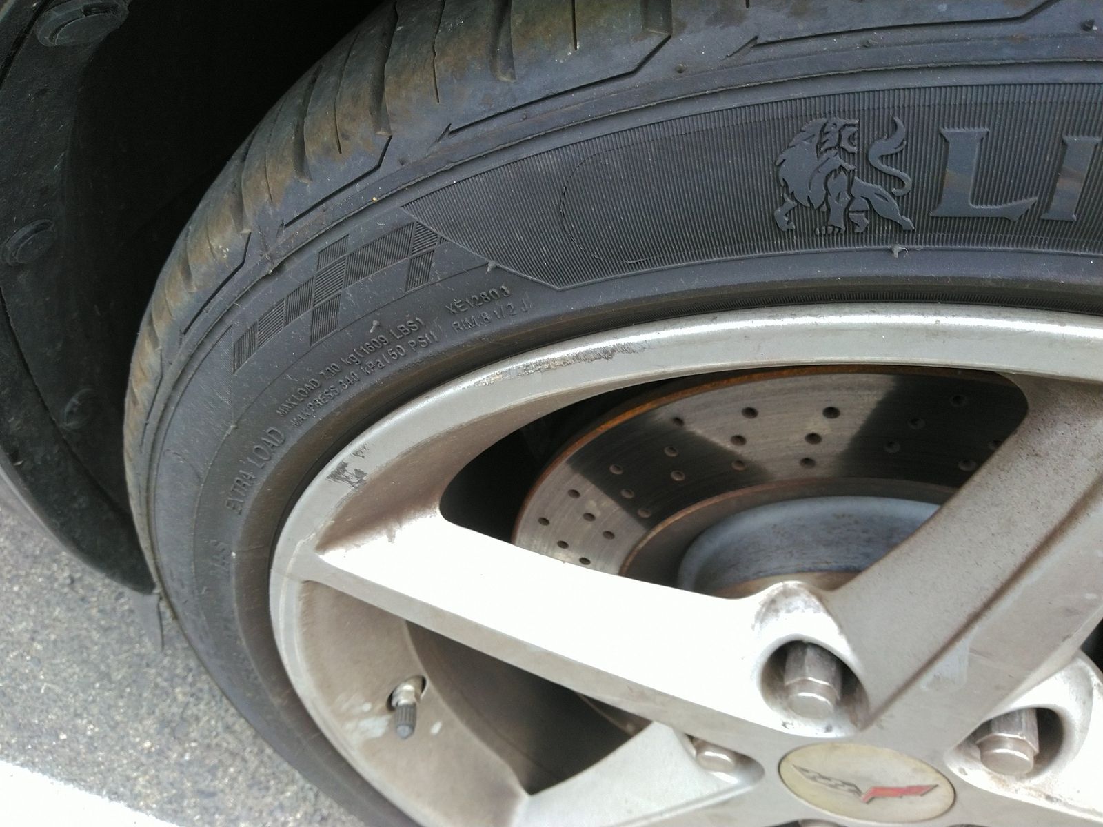 2013 Chevrolet Corvette Base RWD