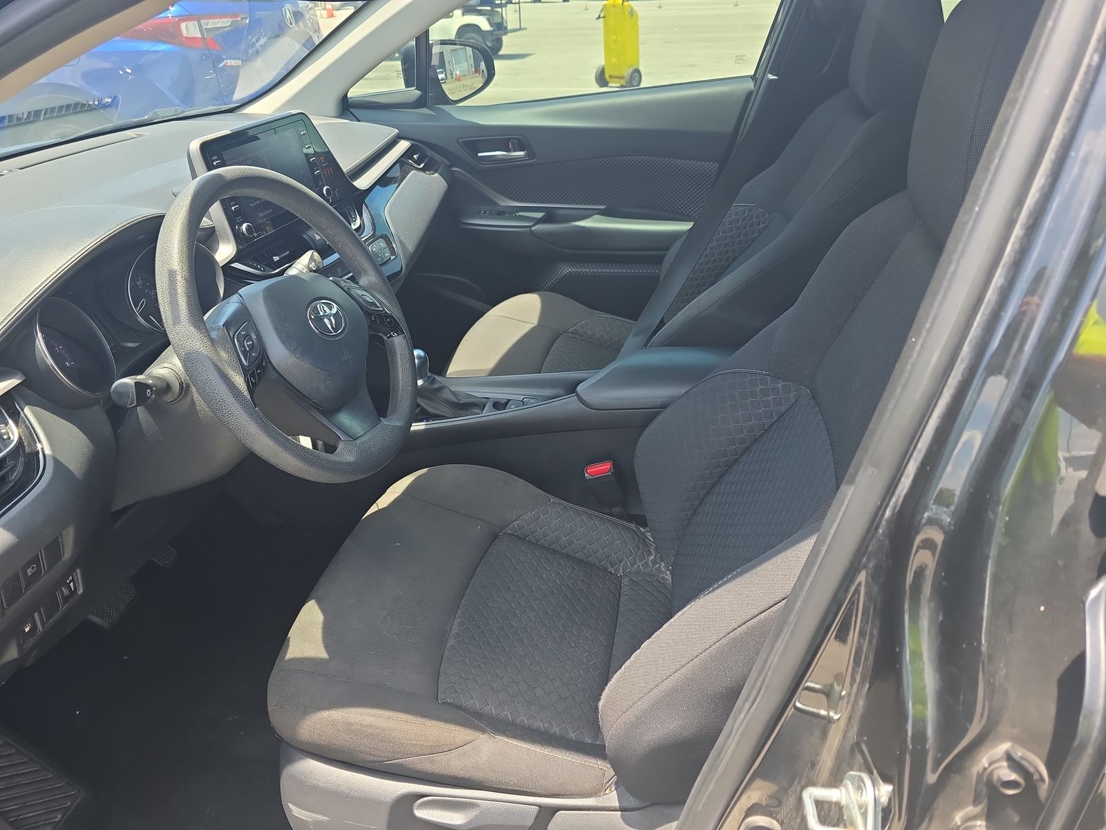 2021 Toyota C-HR LE FWD