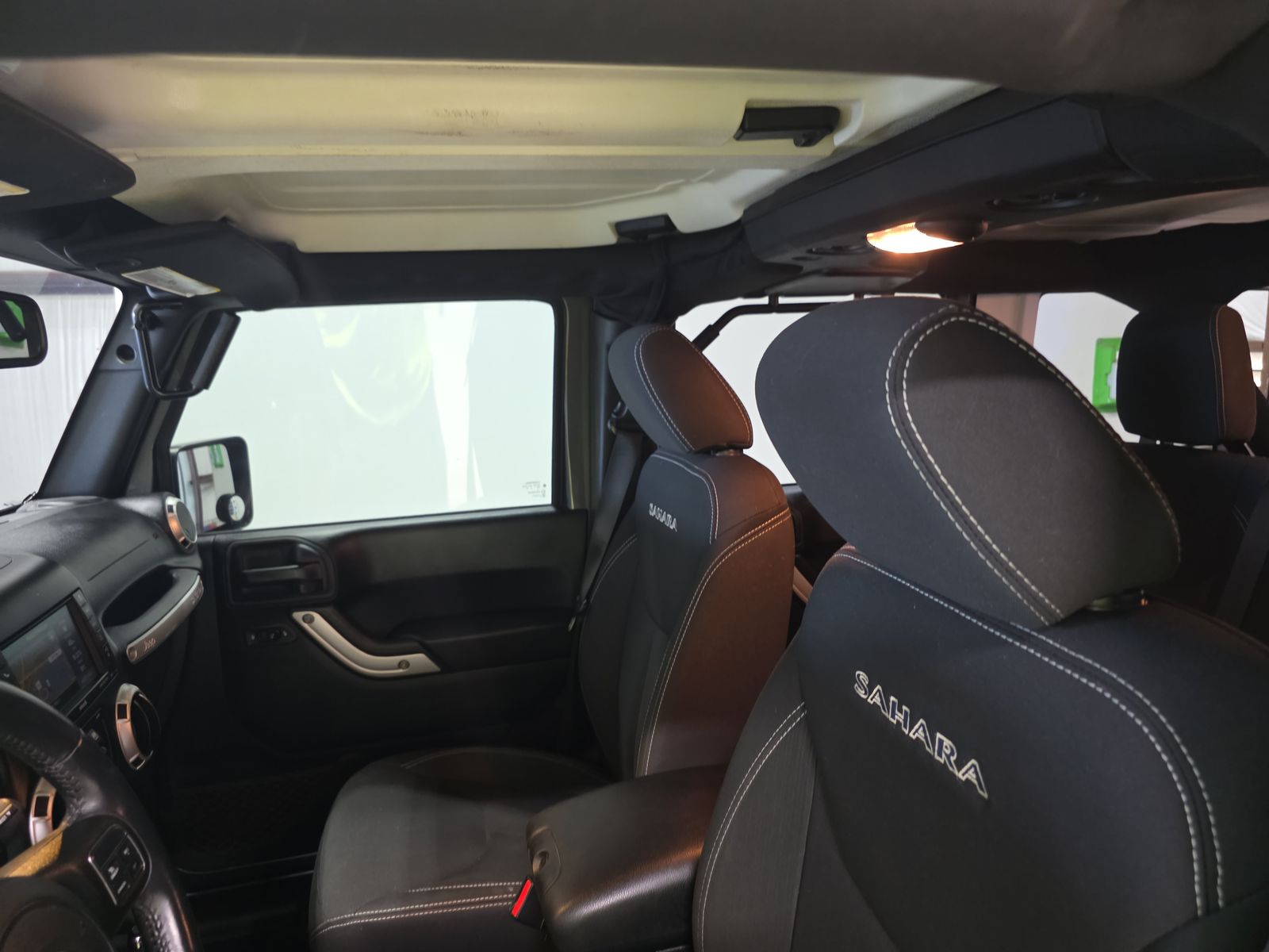 2018 Jeep Wrangler JK Unlimited Sahara AWD