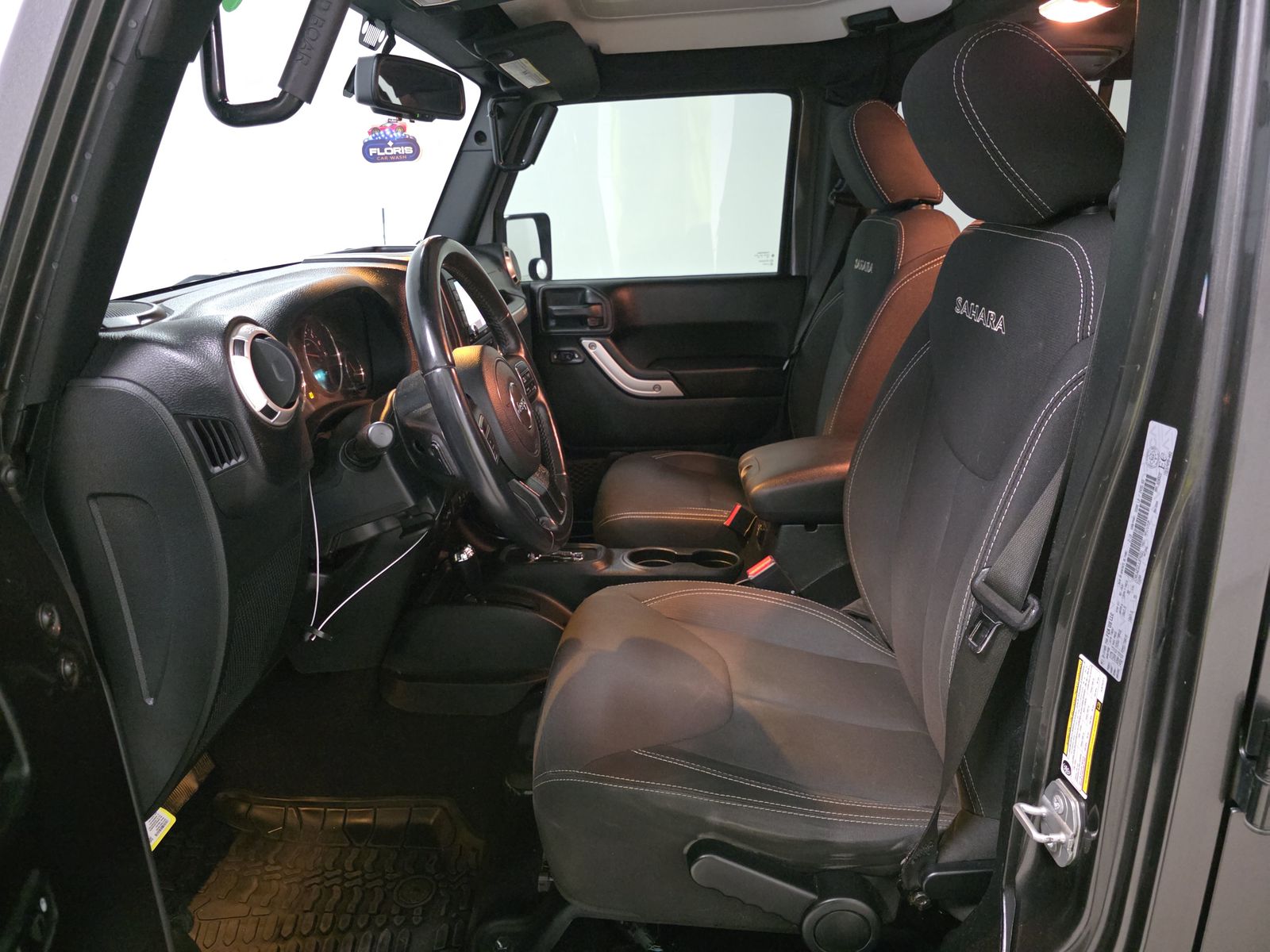 2018 Jeep Wrangler JK Unlimited Sahara AWD