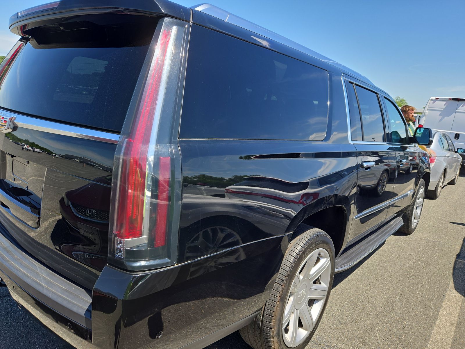 2020 Cadillac Escalade ESV Luxury AWD