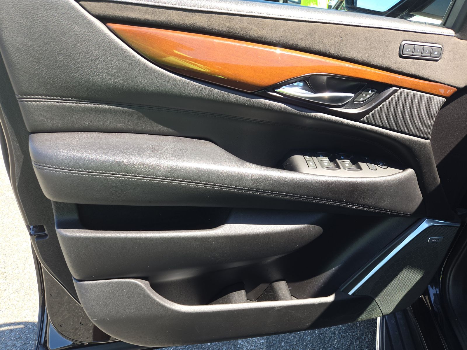 2020 Cadillac Escalade ESV Luxury AWD