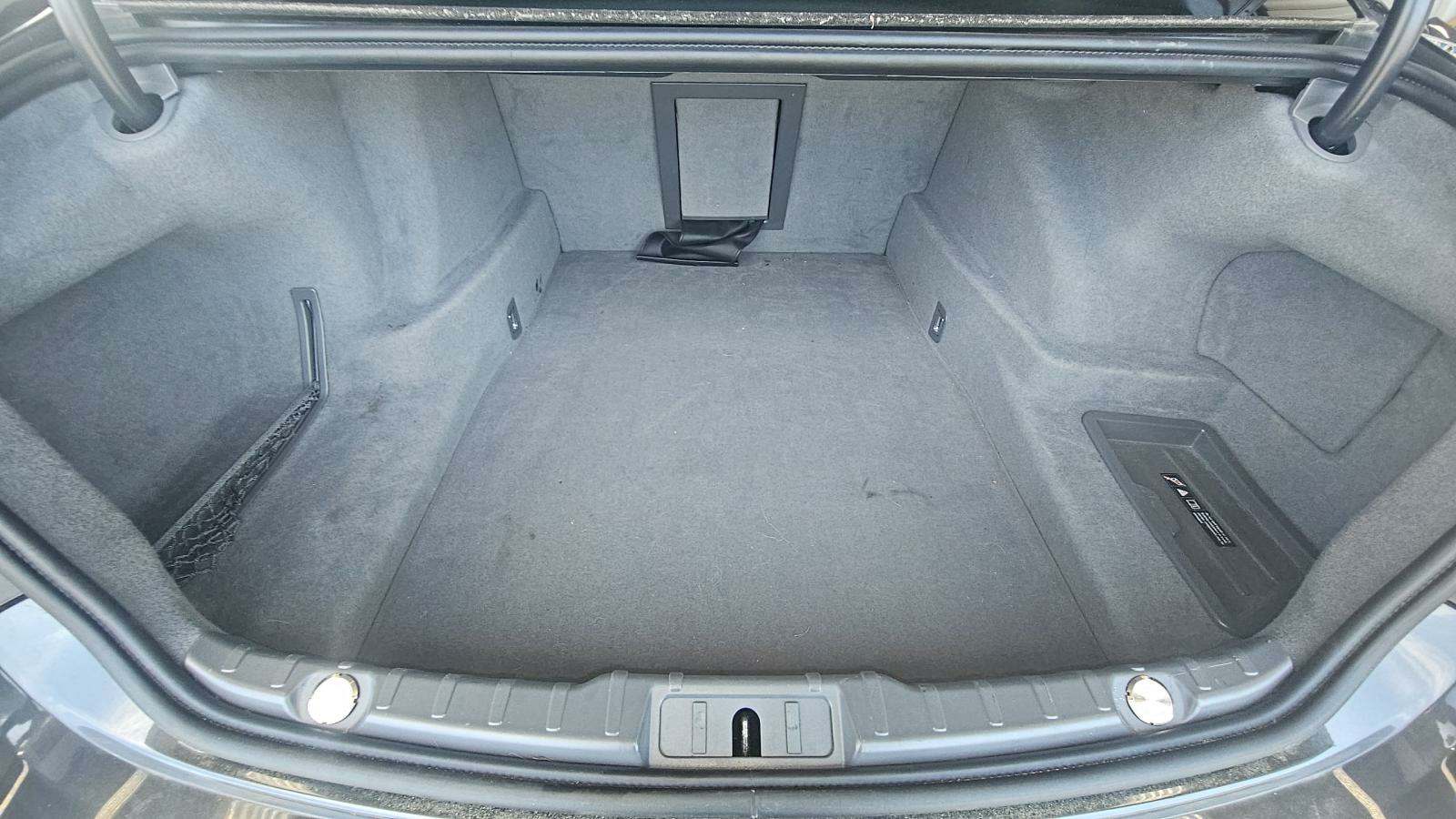 2012 BMW 7 Series 750i RWD