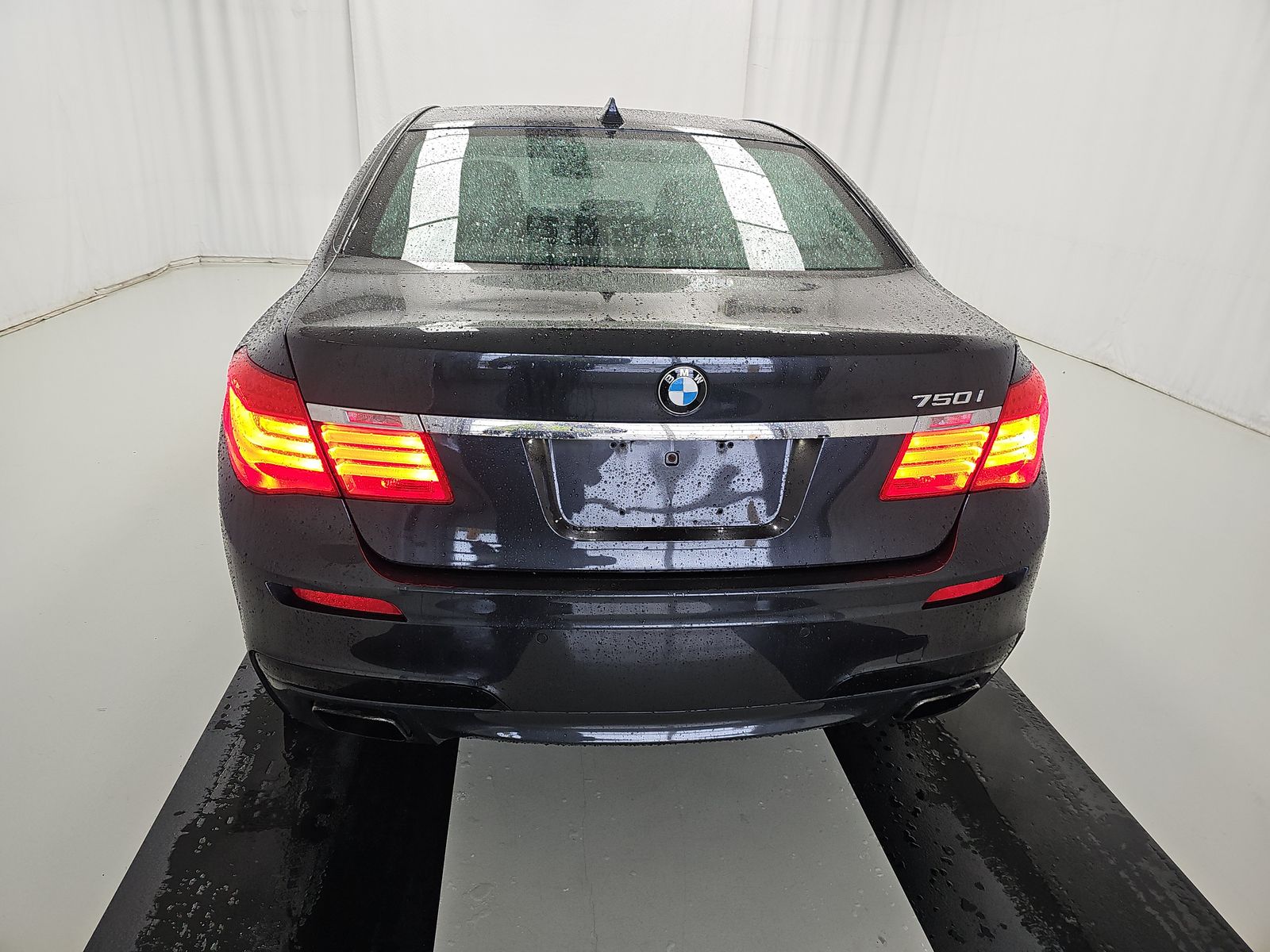 2012 BMW 7 Series 750i RWD