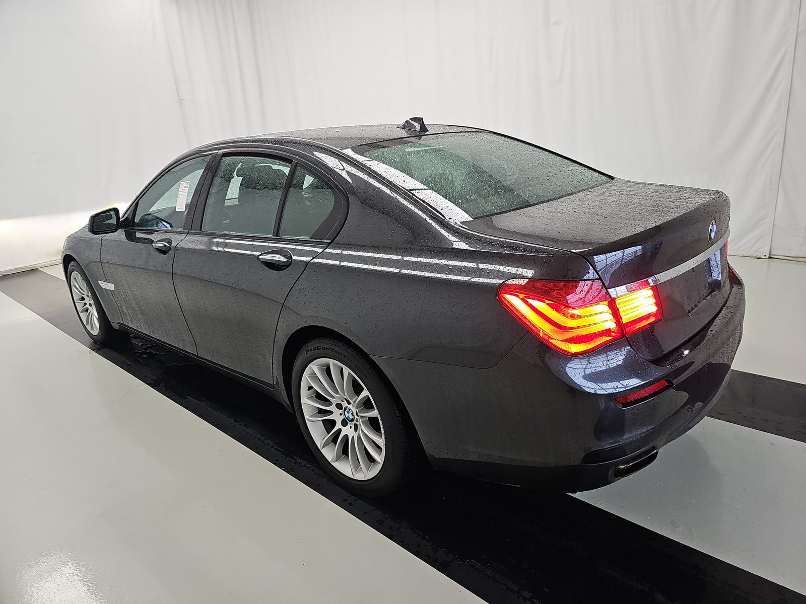 2012 BMW 7 Series 750i RWD