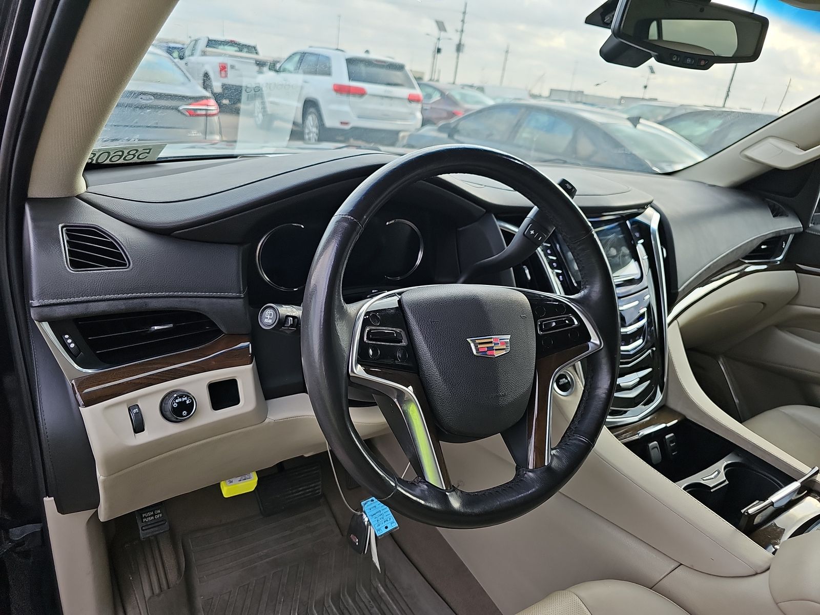 2018 Cadillac Escalade Base RWD