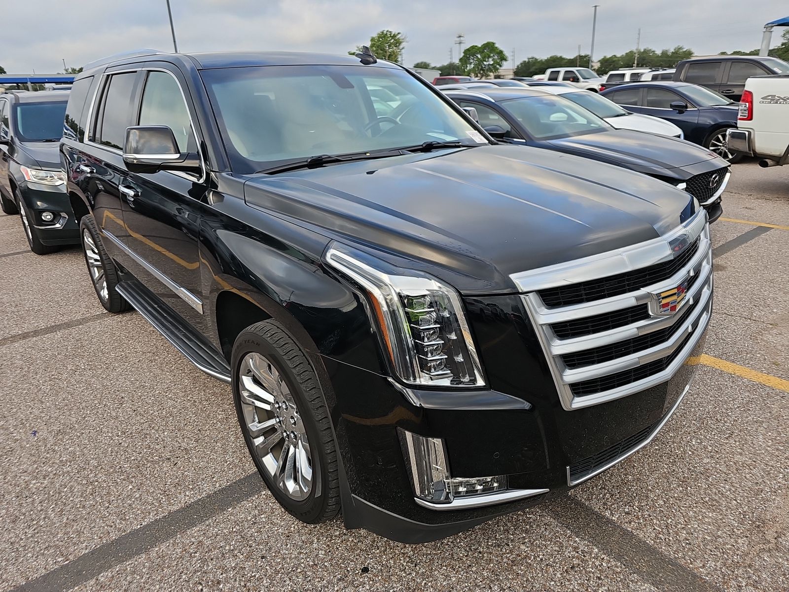 2018 Cadillac Escalade Base RWD