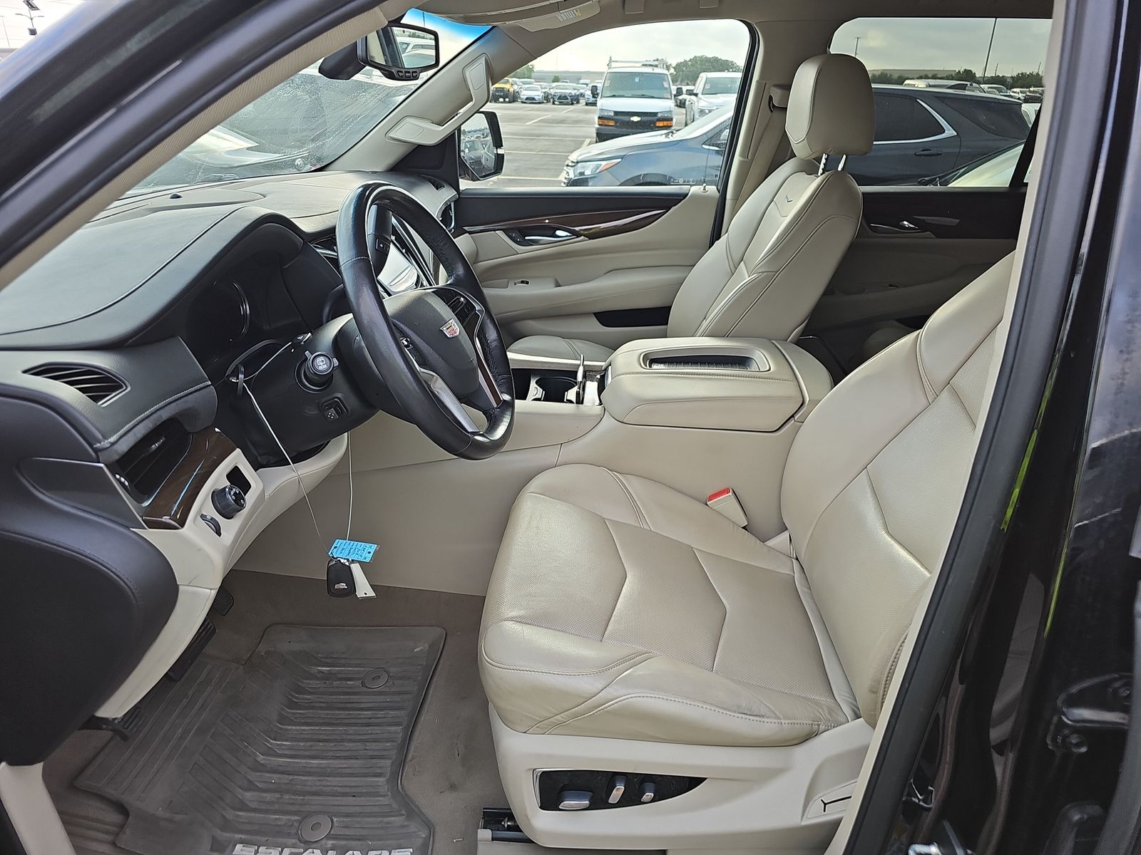 2018 Cadillac Escalade Base RWD