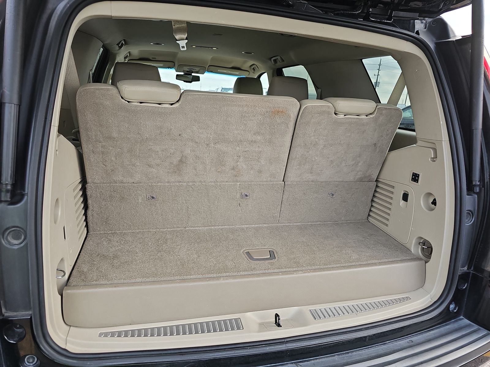 2018 Cadillac Escalade Base RWD