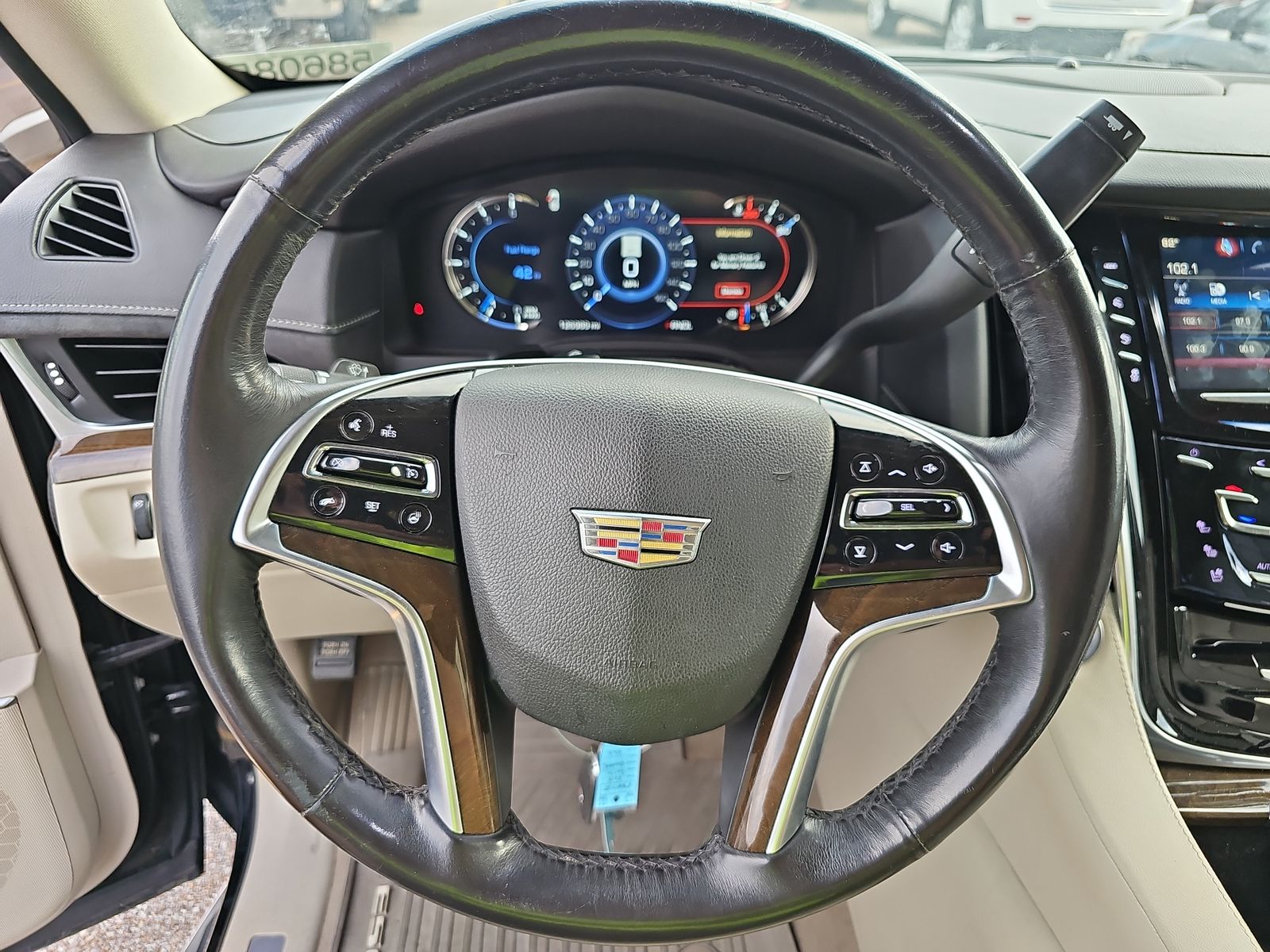 2018 Cadillac Escalade Base RWD