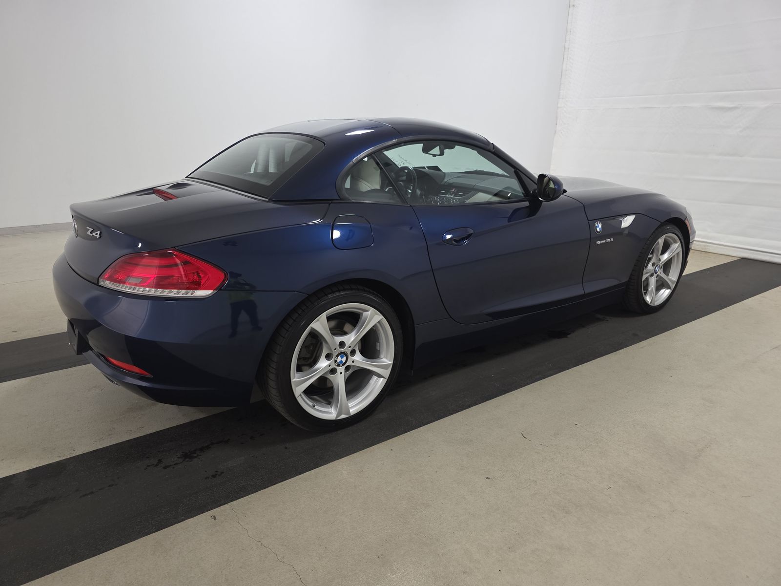 2011 BMW Z4 sDrive30i RWD
