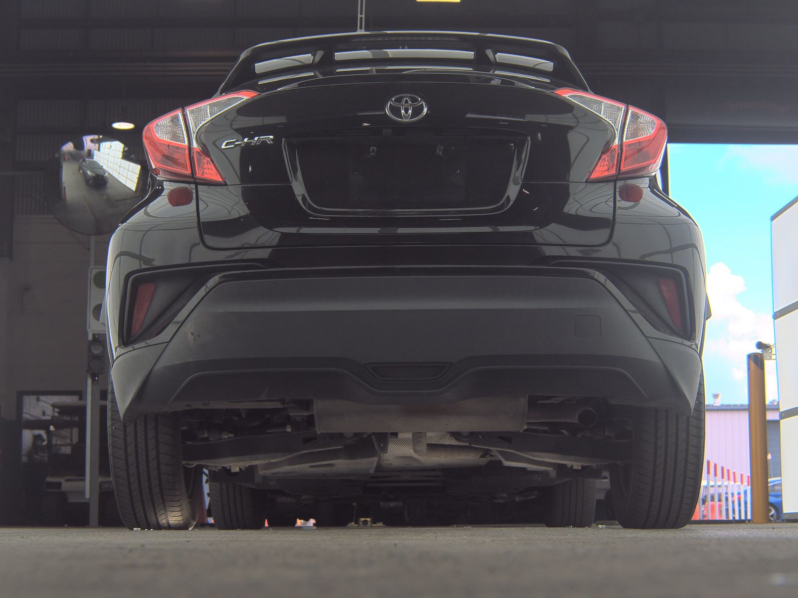 2021 Toyota C-HR LE FWD