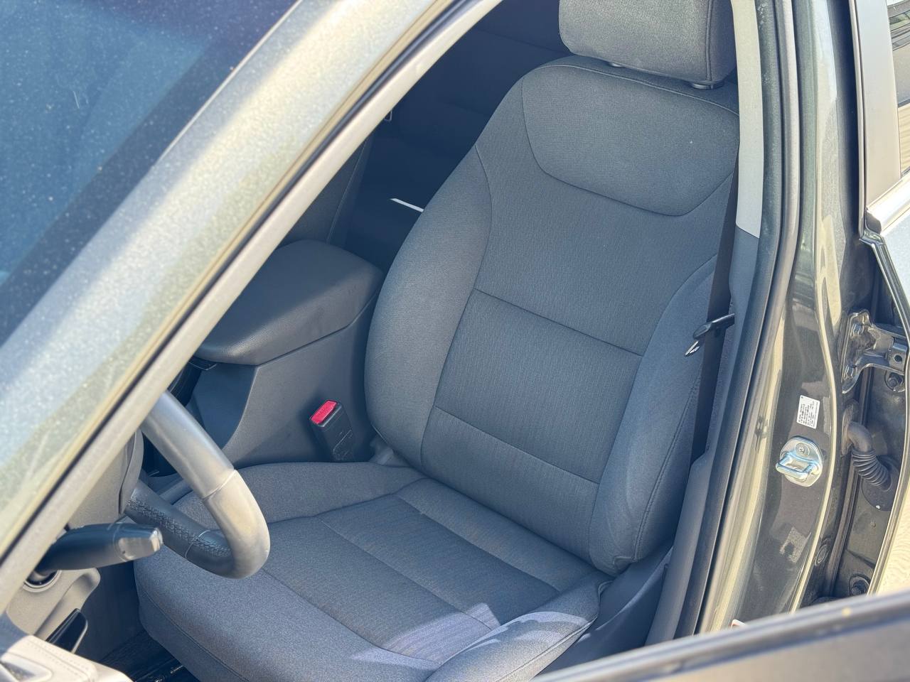 2020 Hyundai Ioniq Hybrid SE FWD