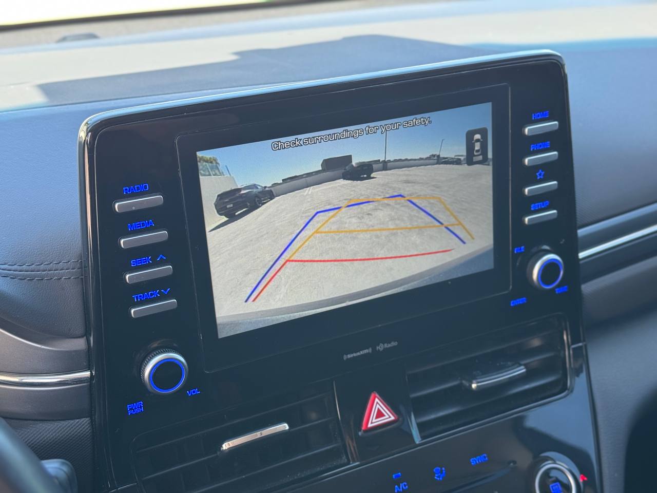 2020 Hyundai Ioniq Hybrid SE FWD