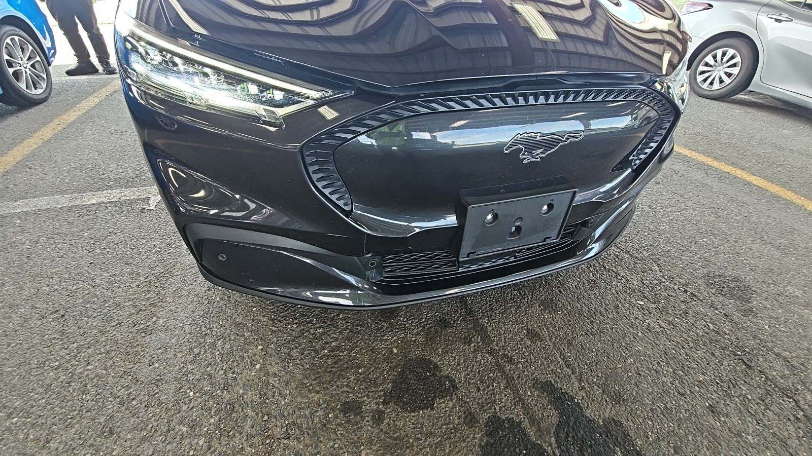 2022 Ford Mustang Mach-E Select AWD