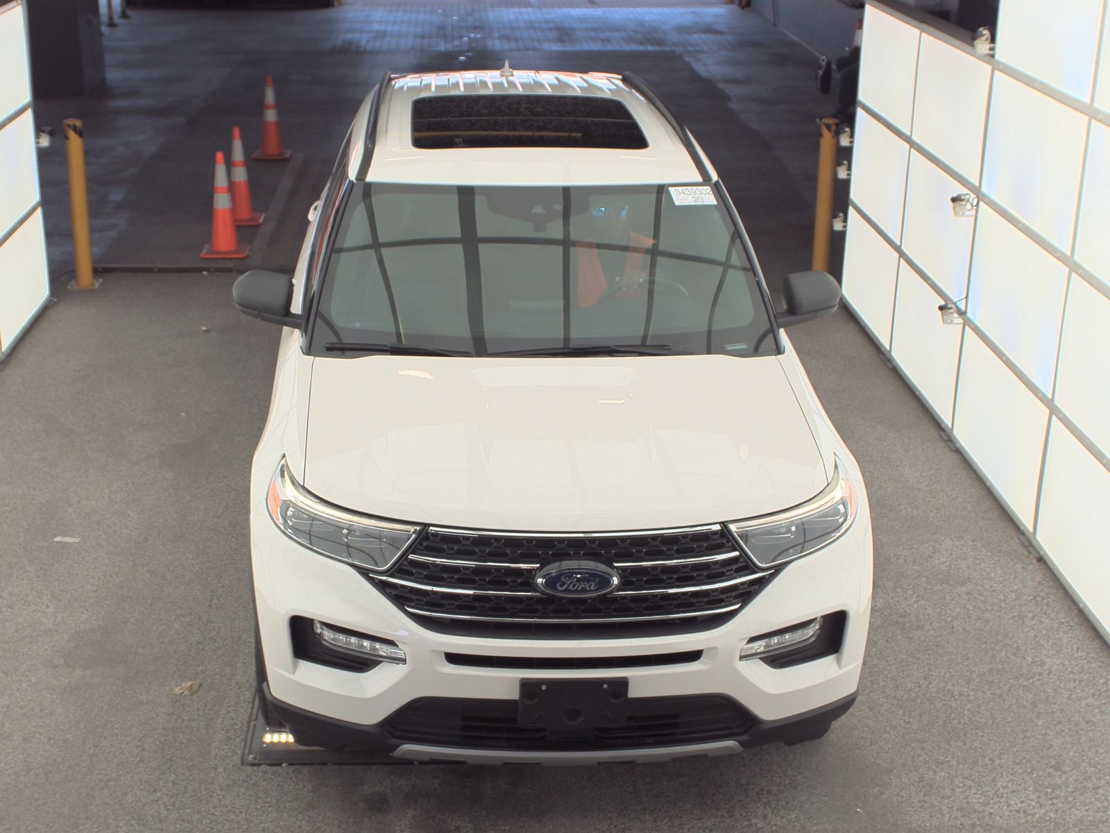 2020 Ford Explorer XLT AWD