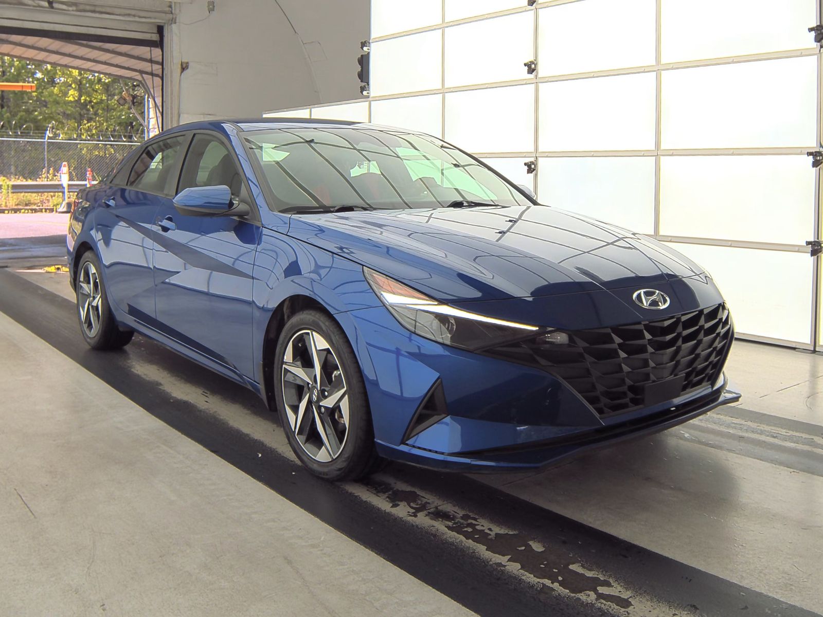 2023 Hyundai Elantra SEL FWD