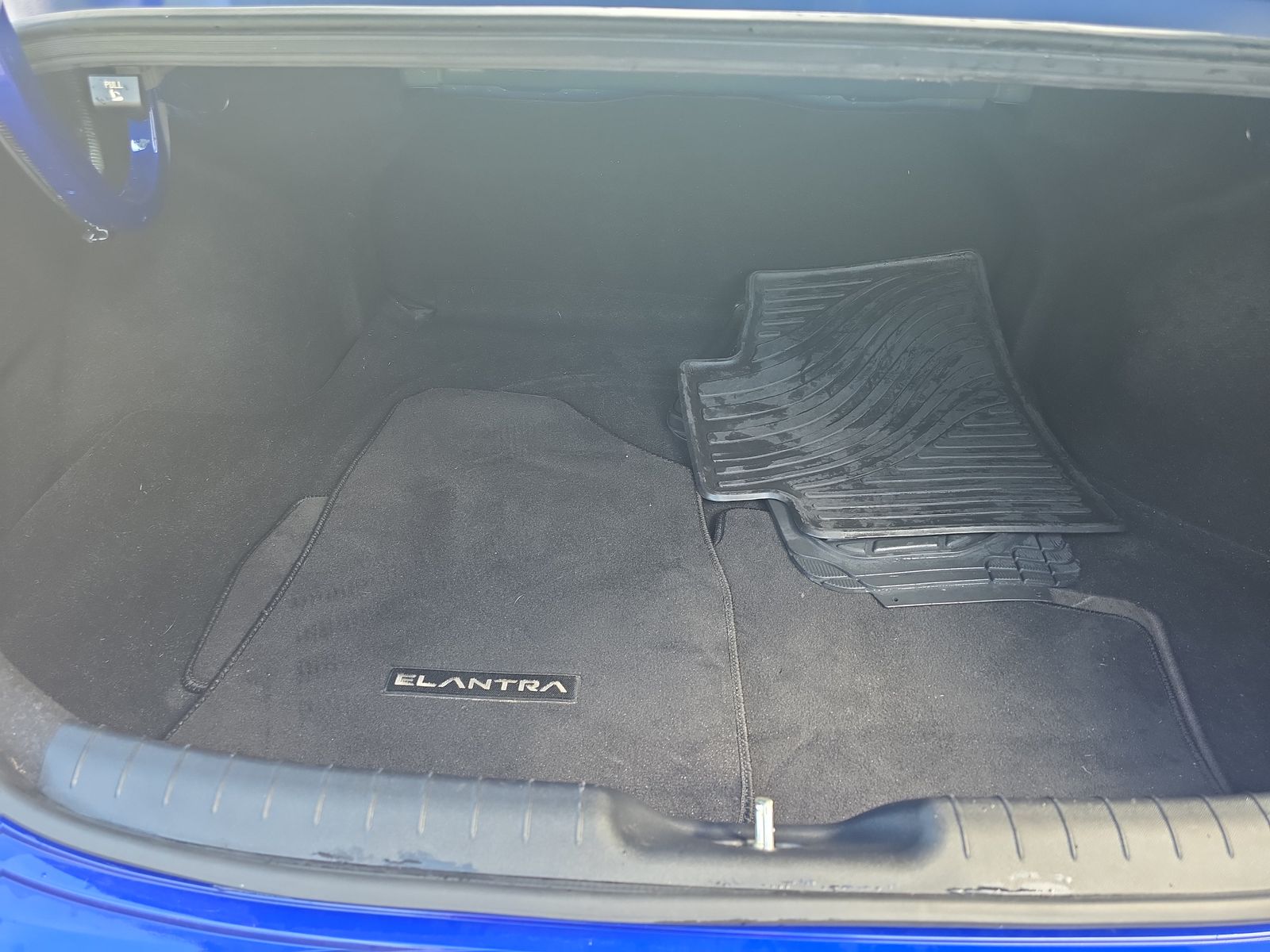 2023 Hyundai Elantra SEL FWD