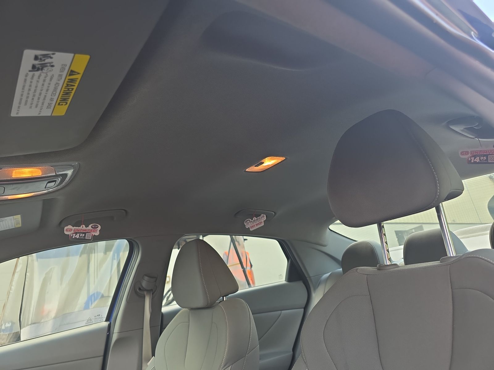 2023 Hyundai Elantra SEL FWD
