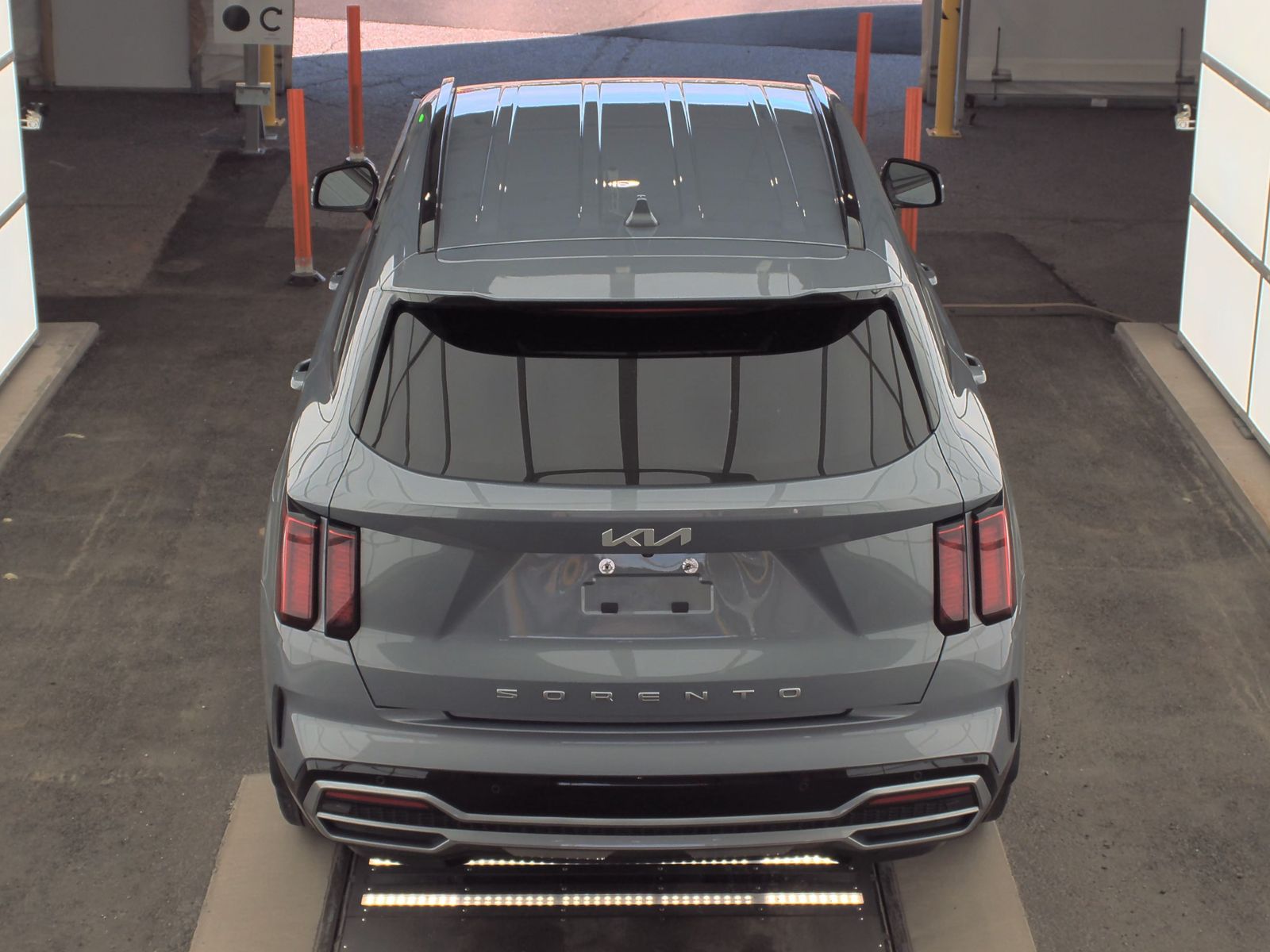 2022 Kia Sorento S FWD