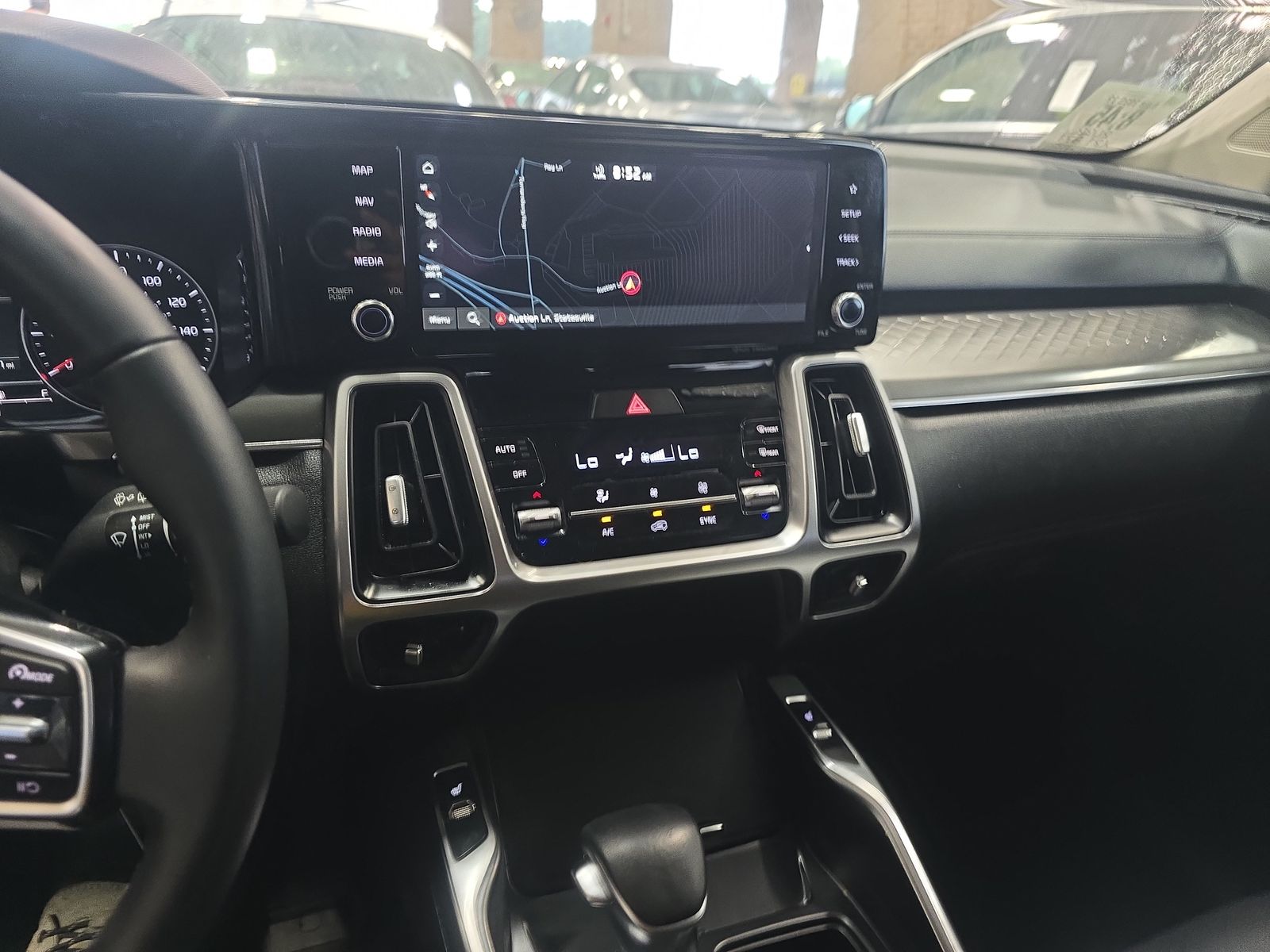 2022 Kia Sorento S FWD