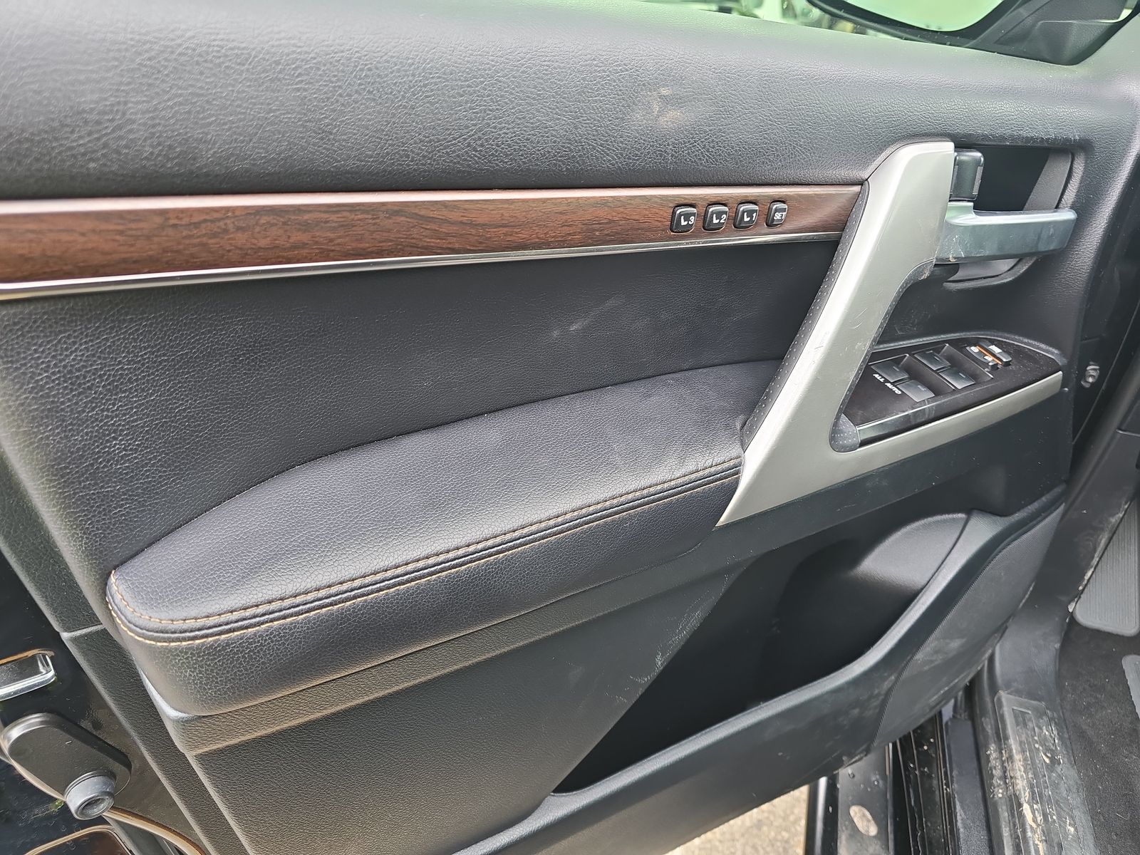 2020 Toyota Land Cruiser Heritage Edition AWD