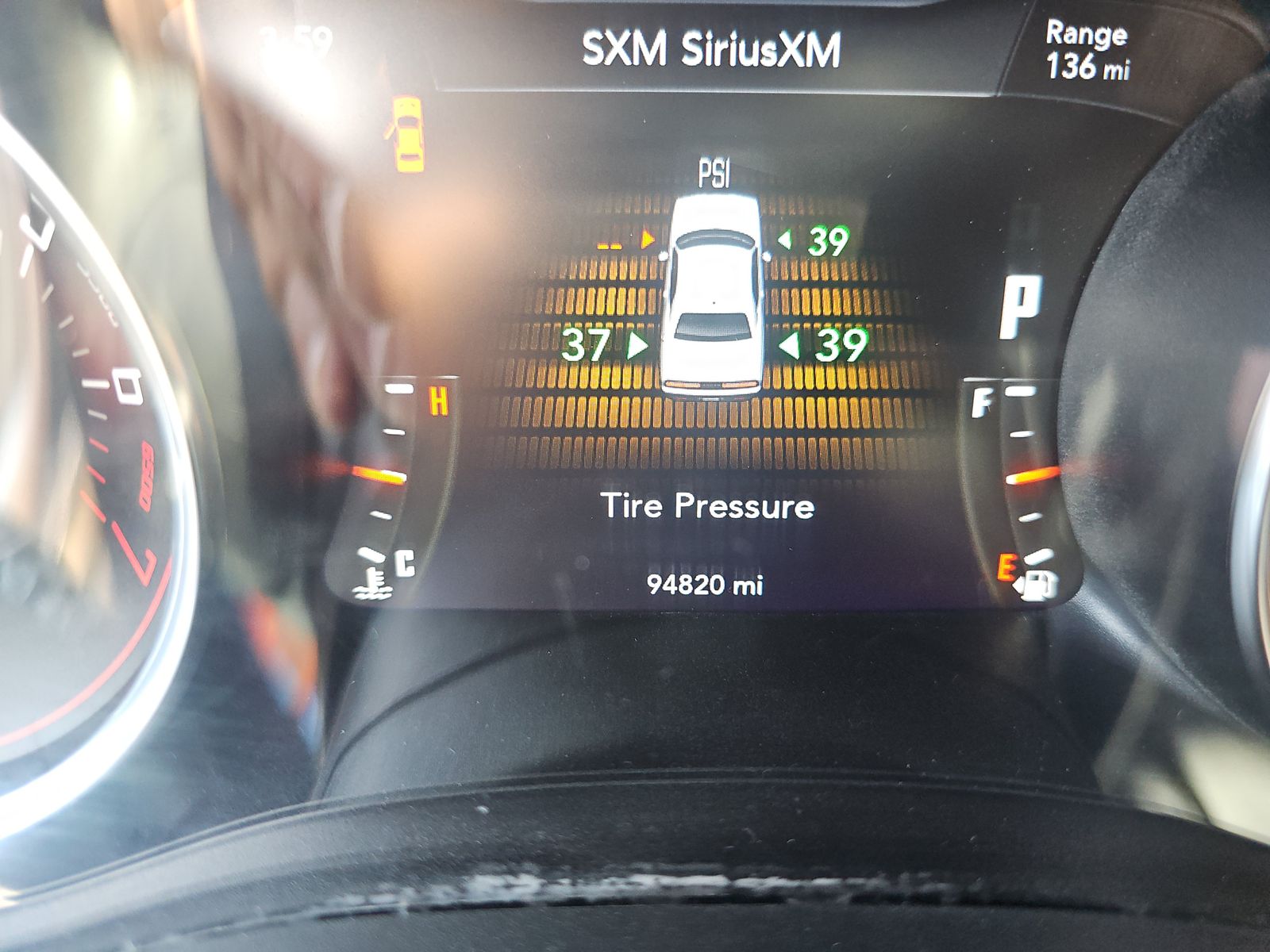 2017 Dodge Challenger SXT Plus RWD