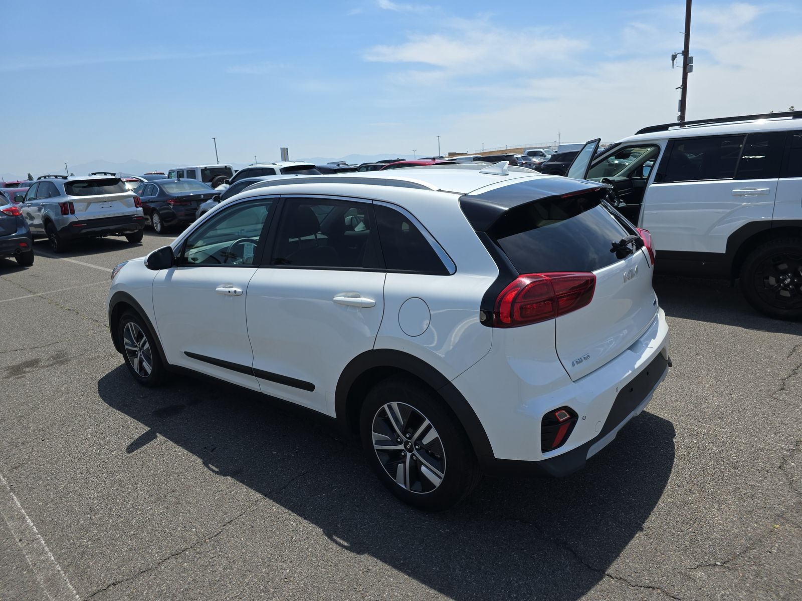 2022 Kia Niro EX Premium FWD