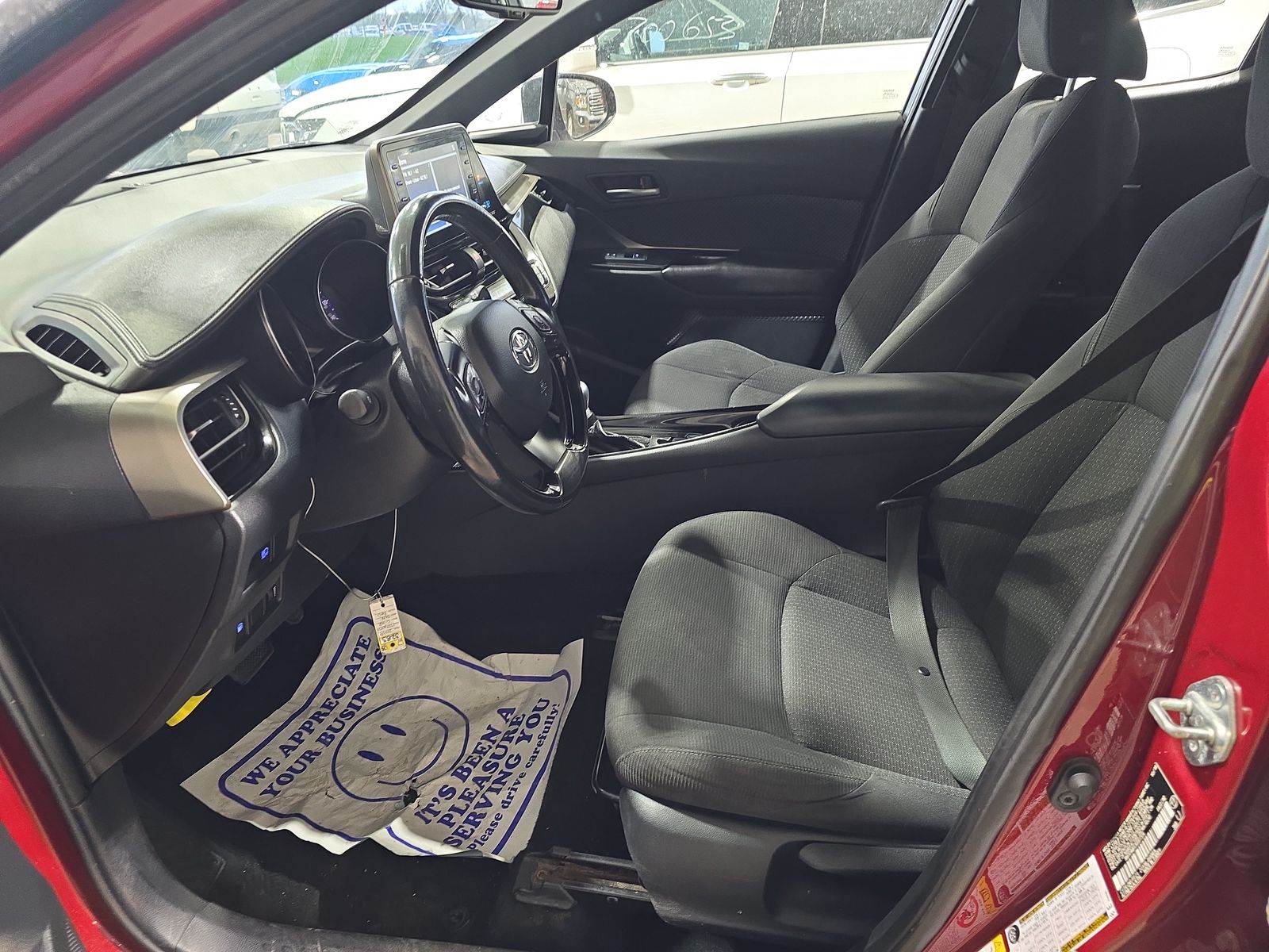 2019 Toyota C-HR XLE FWD