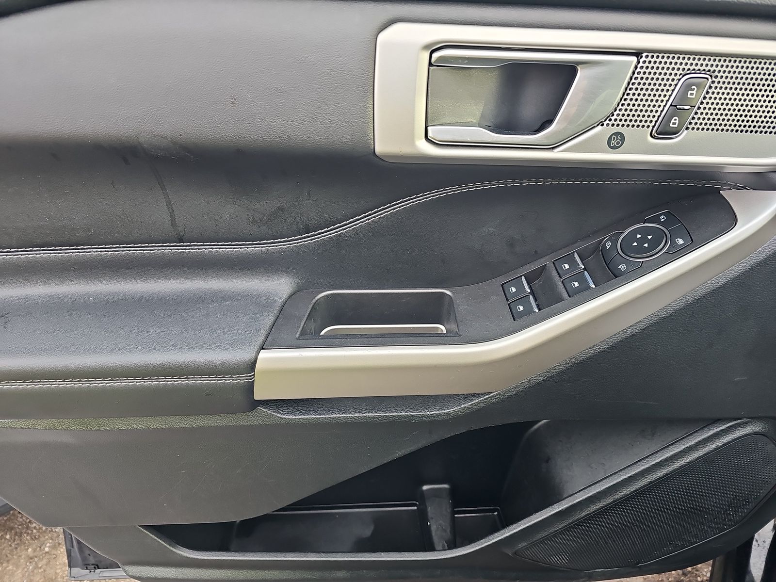 2023 Ford Explorer XLT AWD