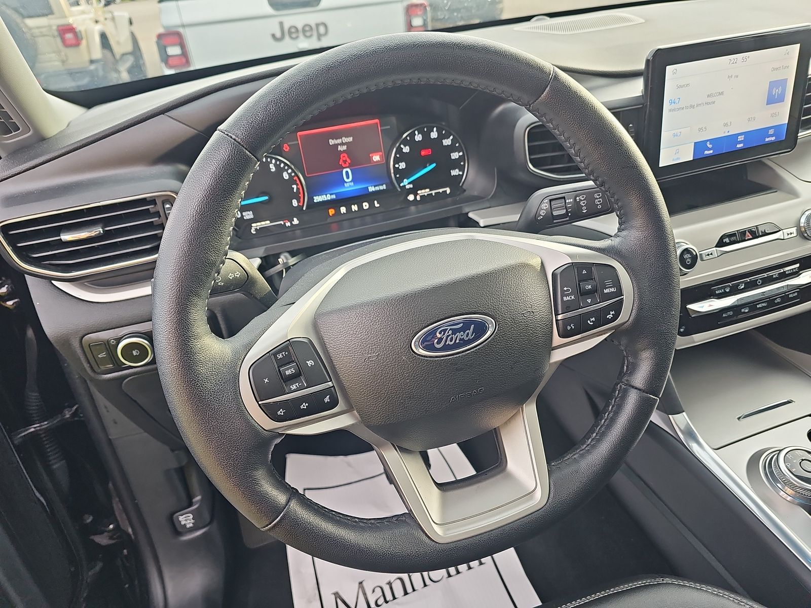 2023 Ford Explorer XLT AWD