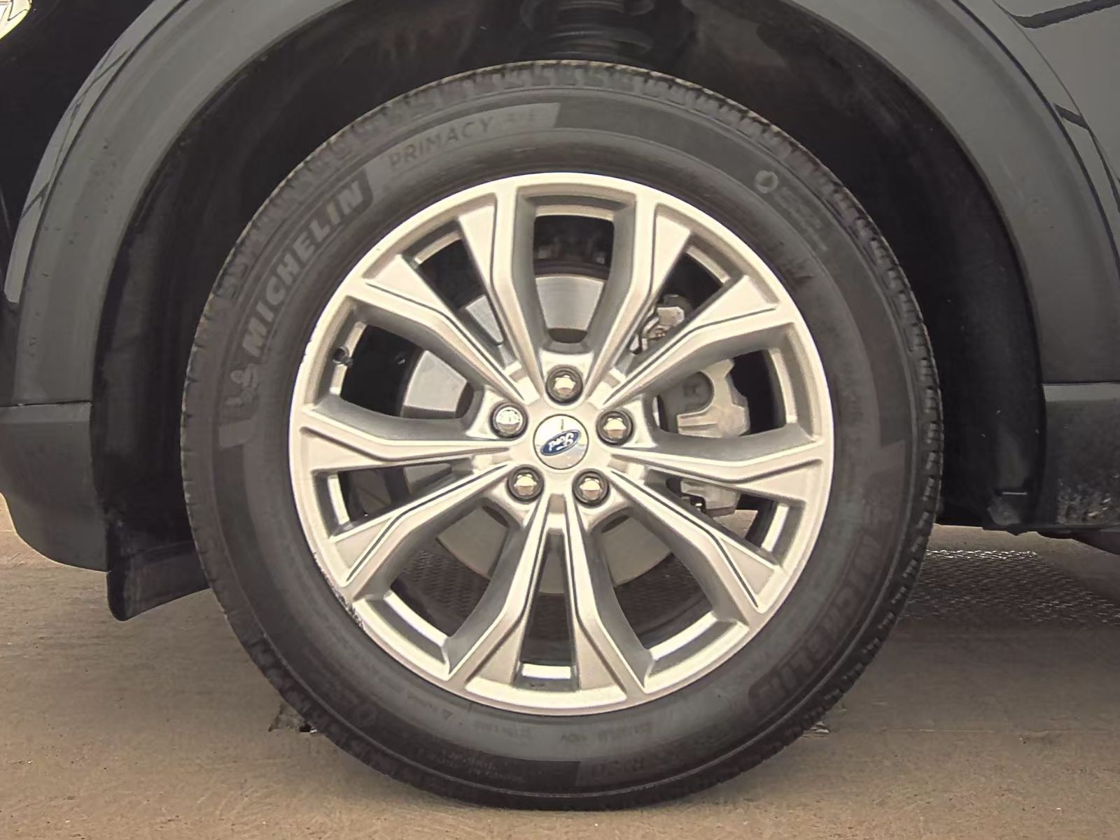 2023 Ford Explorer XLT AWD