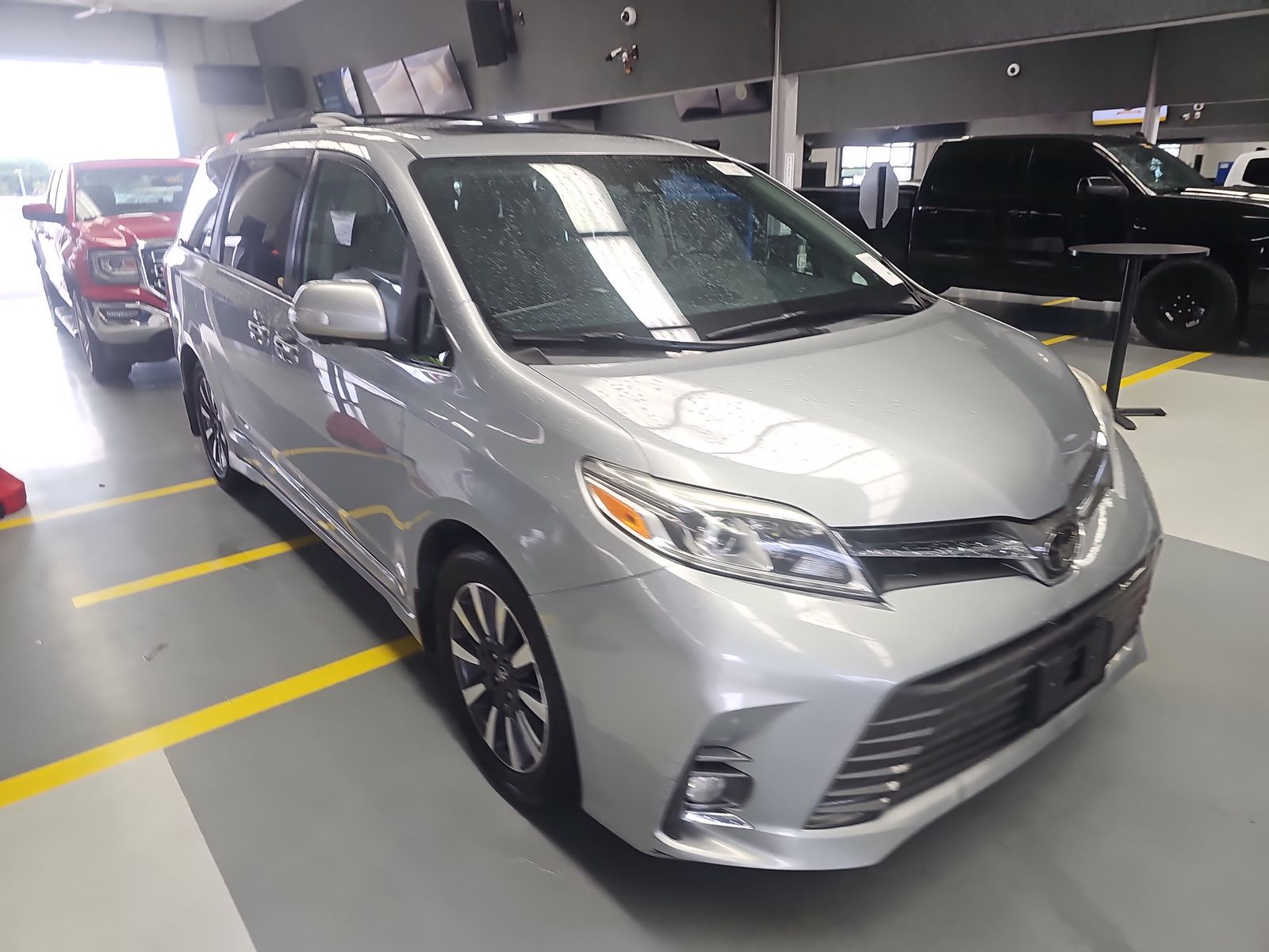 2020 Toyota Sienna Limited Premium FWD