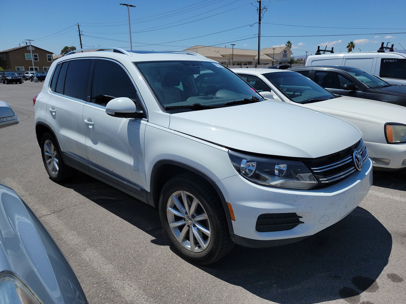 2017 Volkswagen Tiguan 2.0T Wolfsburg Edition FWD