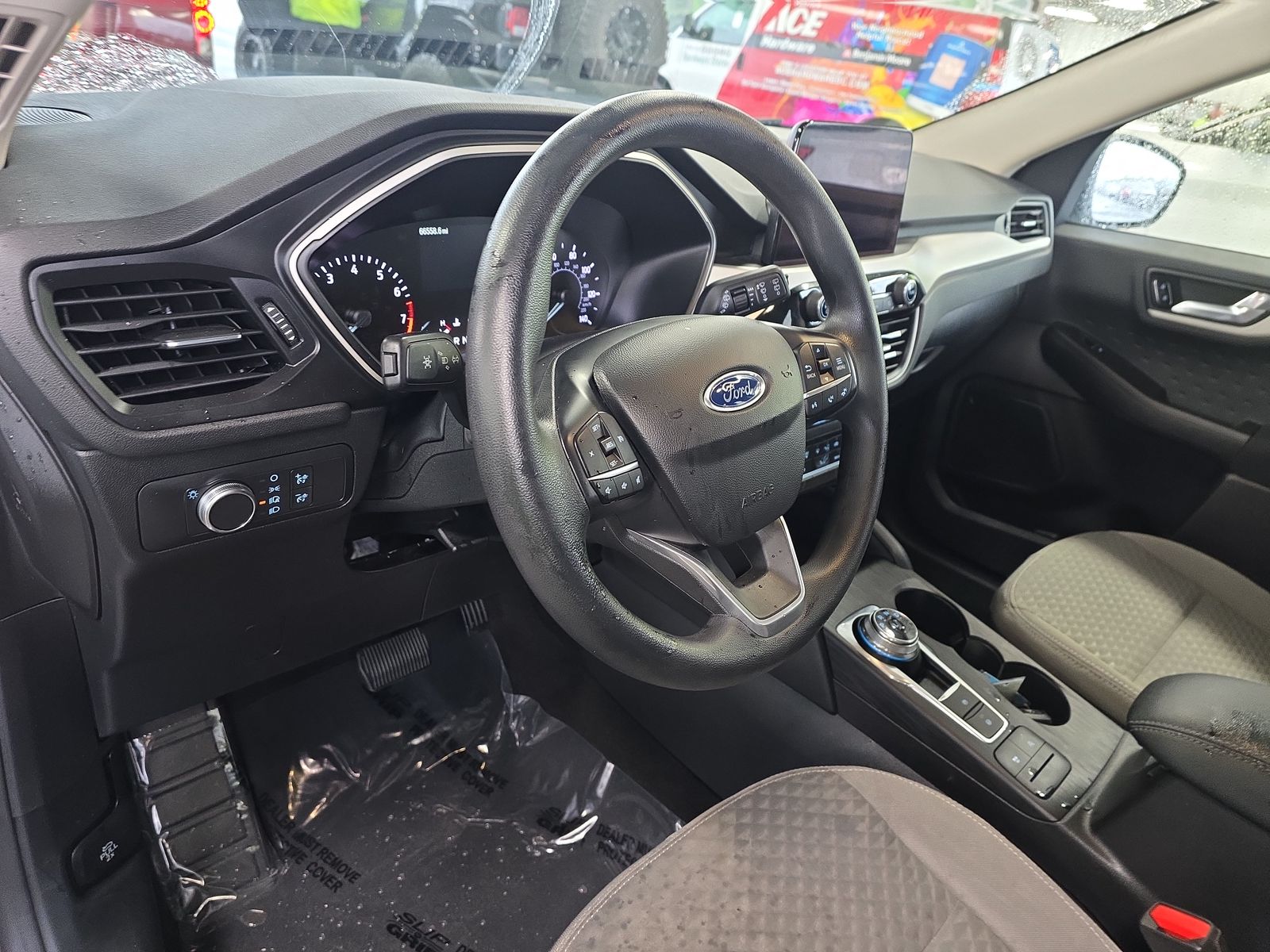 2020 Ford Escape SE FWD