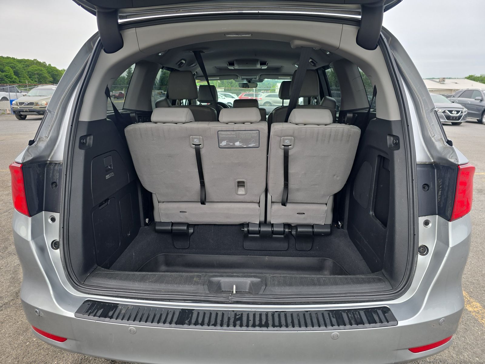 2020 Honda Odyssey Touring FWD