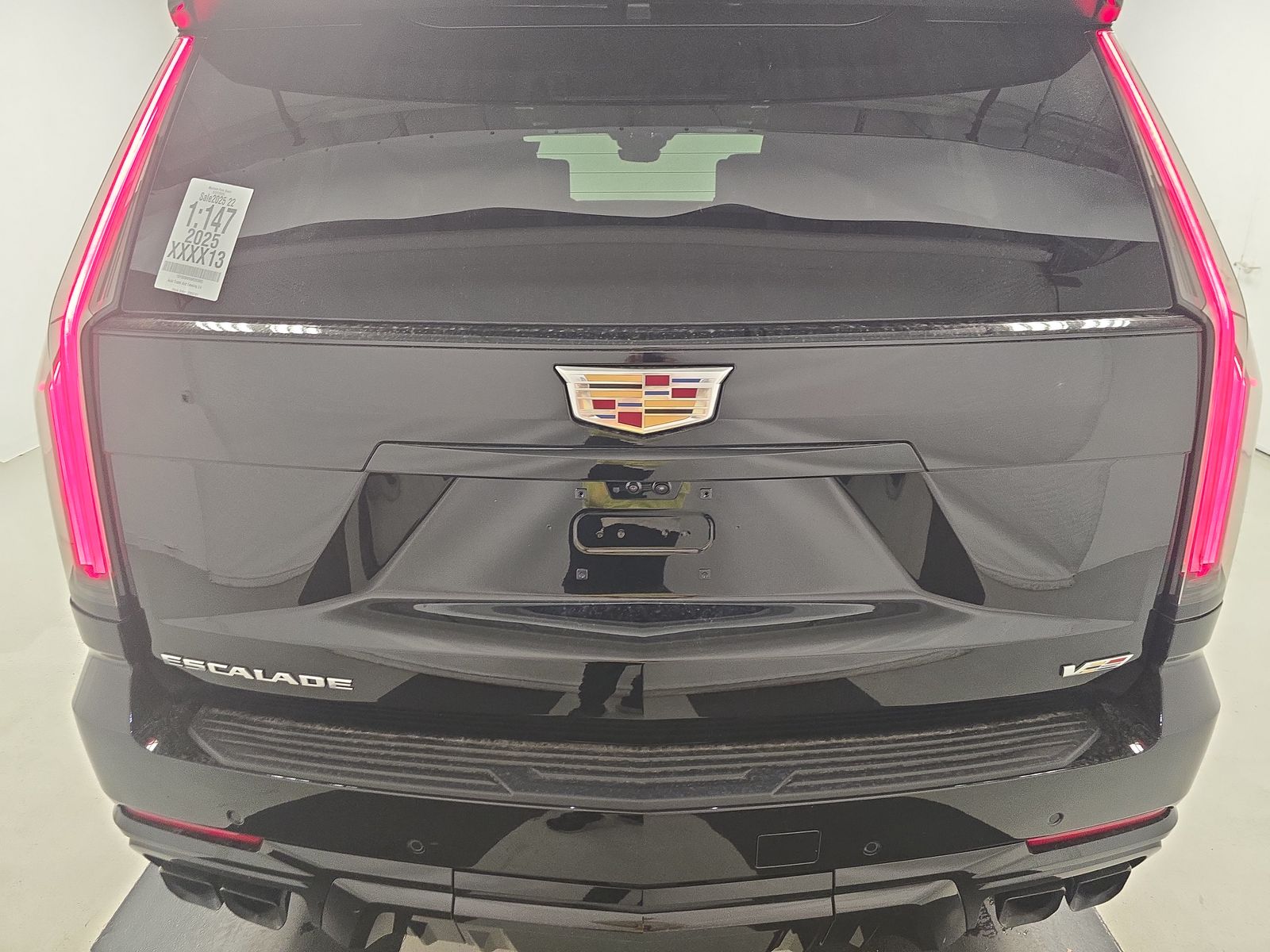 2025 Cadillac Escalade ESV V-Series AWD