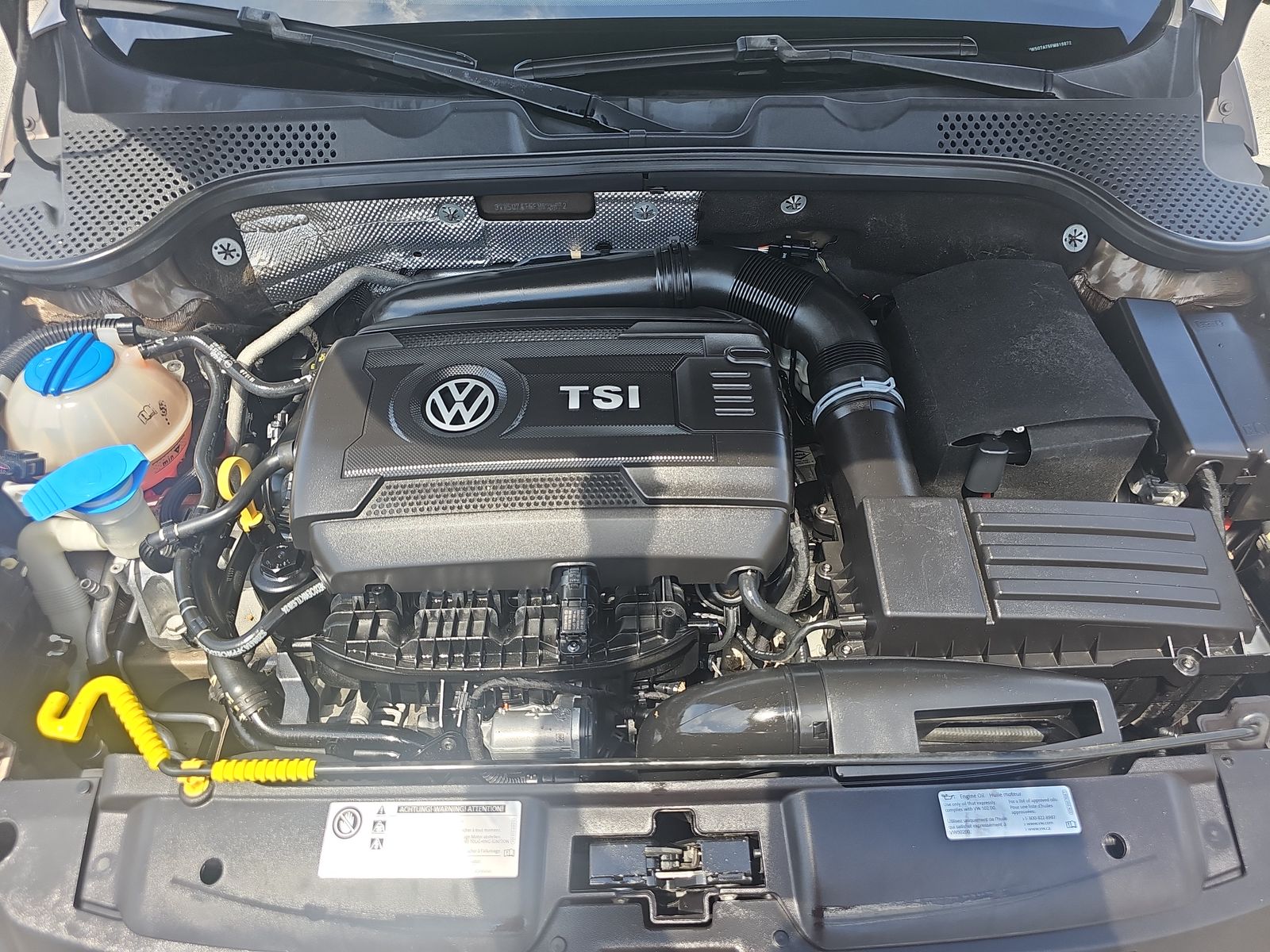 2015 Volkswagen Beetle 1.8T FWD