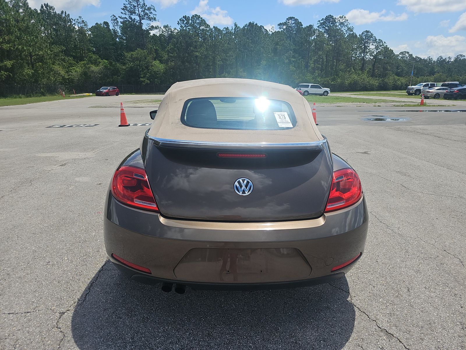 2015 Volkswagen Beetle 1.8T FWD