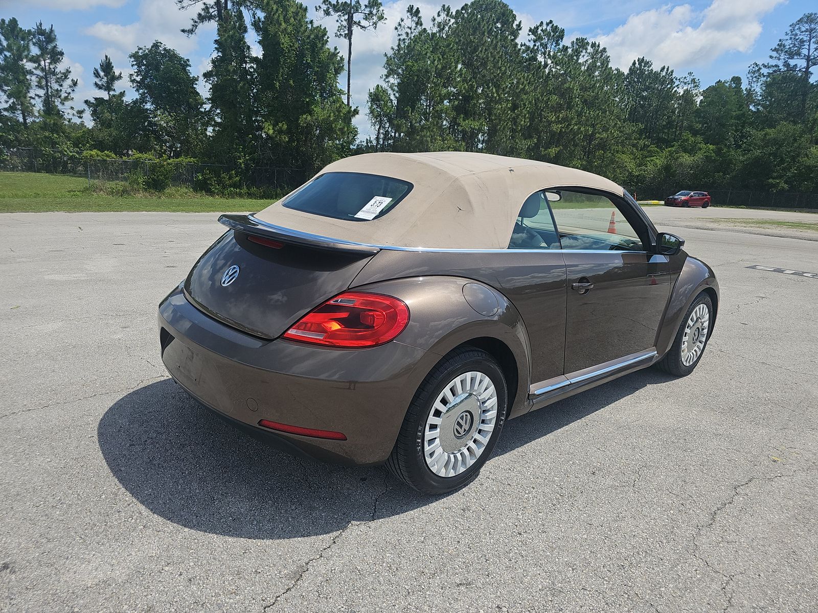 2015 Volkswagen Beetle 1.8T FWD