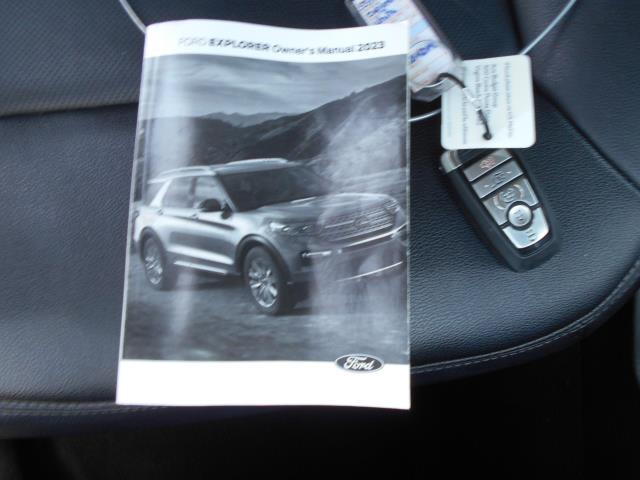 2023 Ford Explorer Limited AWD