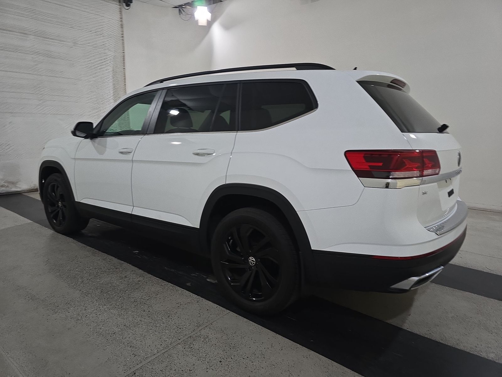2023 Volkswagen Atlas 2.0T SE FWD