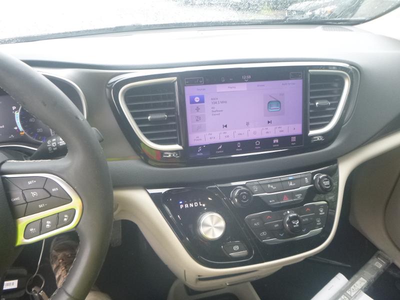 2023 Chrysler Pacifica Touring L FWD