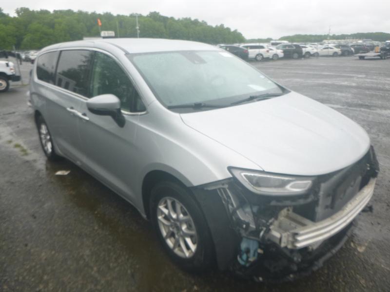2023 Chrysler Pacifica Touring L FWD