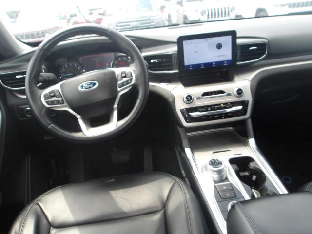 2023 Ford Explorer XLT AWD